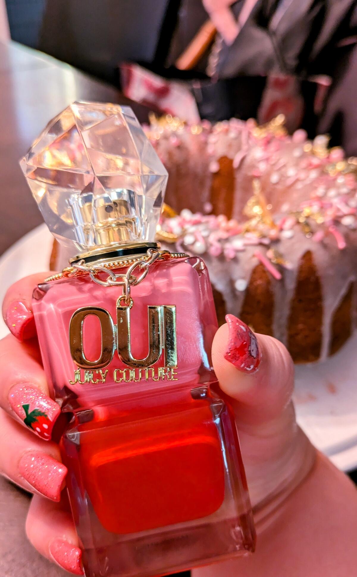 عطر ادکلن جویسی کوتور اوی جوسی کوتور - Juicy Couture Oui Juicy Couture - بررسی، قیمت و خرید