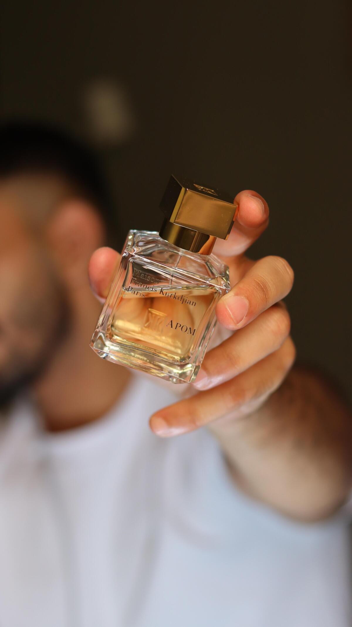 عطر ادکلن آپوم مایسون فرانسیس کرکجان - APOM Maison Francis Kurkdjian - بررسی، قیمت و خرید