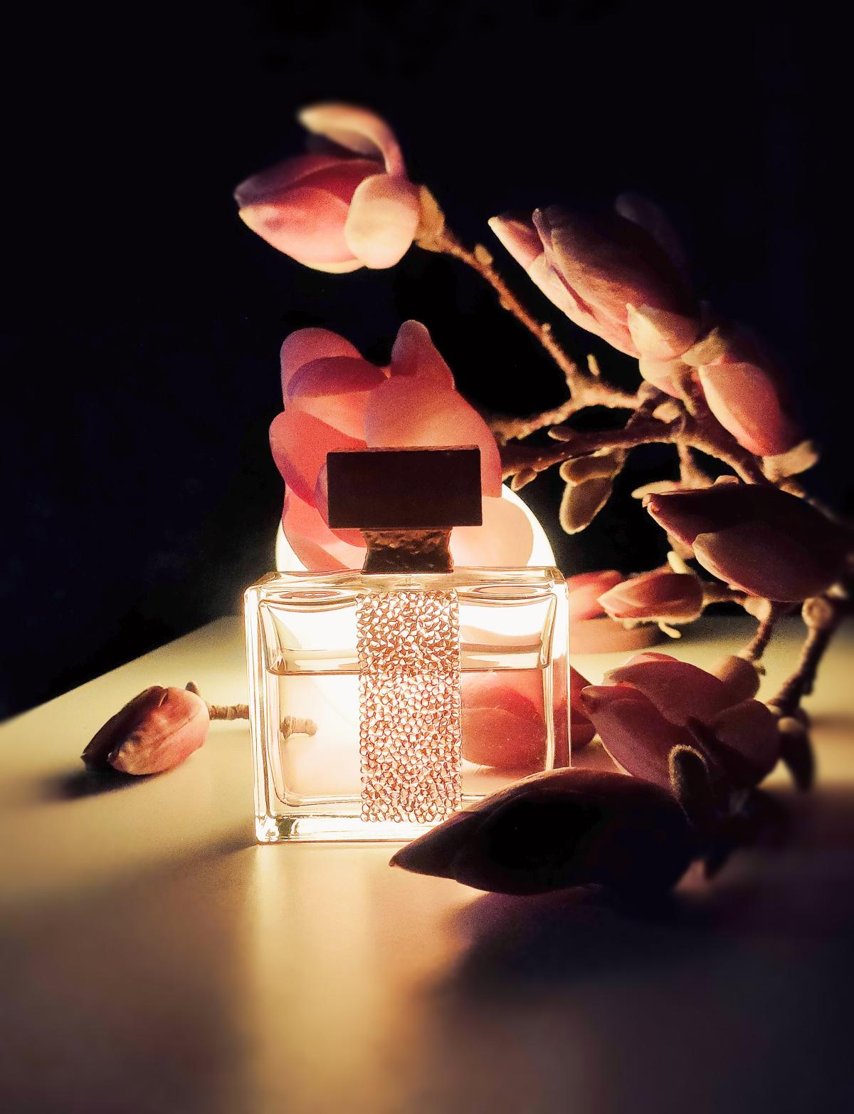 عطر ادکلن رویال ماسکا ام میکالف - Royal Muska M. Micallef - بررسی، قیمت و خرید