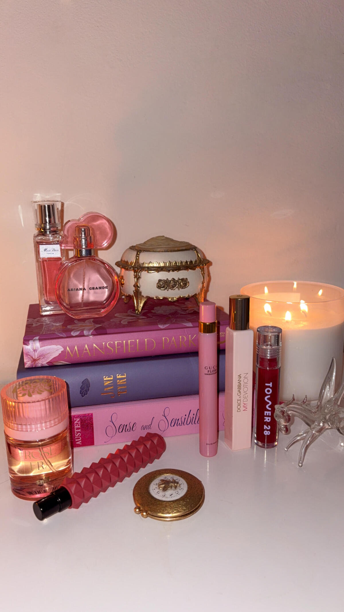 عطر ادکلن والنتینو دونا بورن این روما اینتنس والنتینو - Valentino Donna Born In Roma Intense Valentino - بررسی، قیمت و خرید