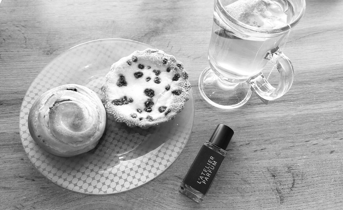 عطر ادکلن لدِر بِلَک نایت لاتلیه پرفیوم - Leather Black (K)night L'Atelier Parfum - بررسی، قیمت و خرید