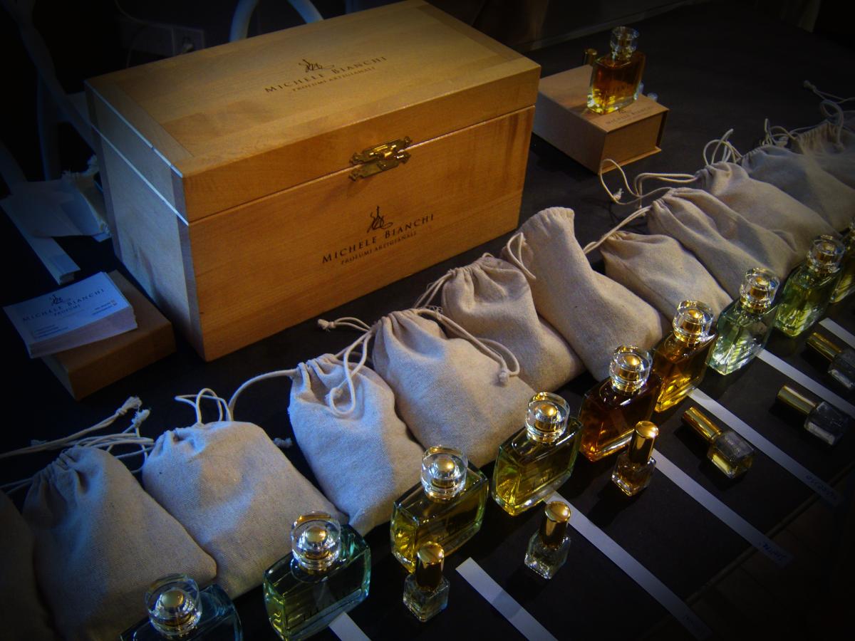 عطر ادکلن هوموس میکله بیانکی - Humus Michele Bianchi - بررسی، قیمت و خرید