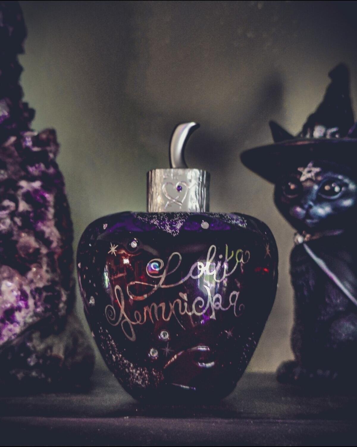 عطر ادکلن استار داست میدنایت فراگرنس لولیتا لمپیکا - Star Dust Midnight Fragrance Lolita Lempicka - بررسی، قیمت و خرید