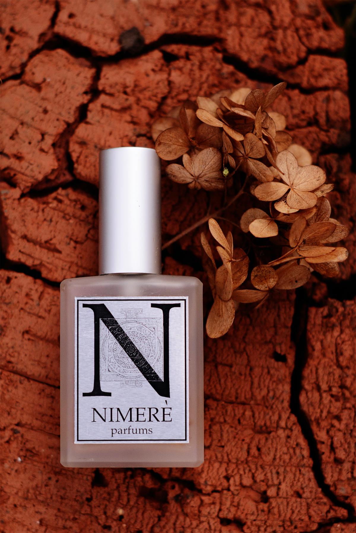 عطر ادکلن اَوَوال نیمِرِ پارفومز - Avowal (Клятва) Nimere Parfums - بررسی، قیمت و خرید
