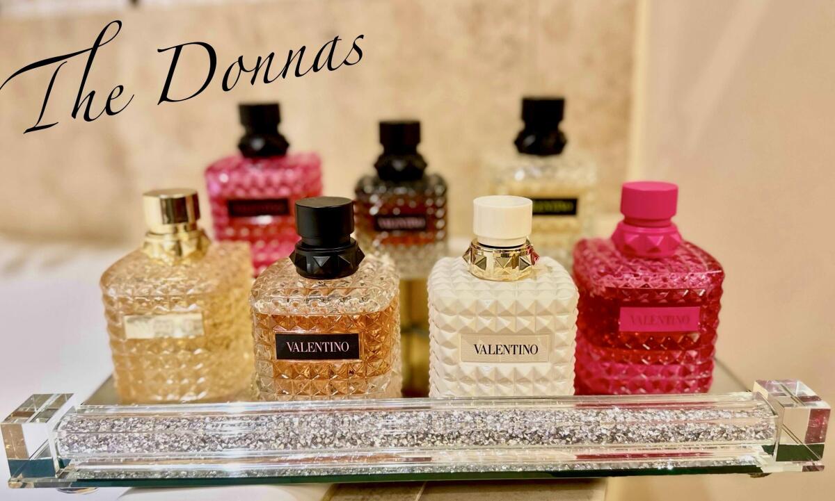 عطر ادکلن والنتینو دونا بورن این روما اینتنس والنتینو - Valentino Donna Born In Roma Intense Valentino - بررسی، قیمت و خرید