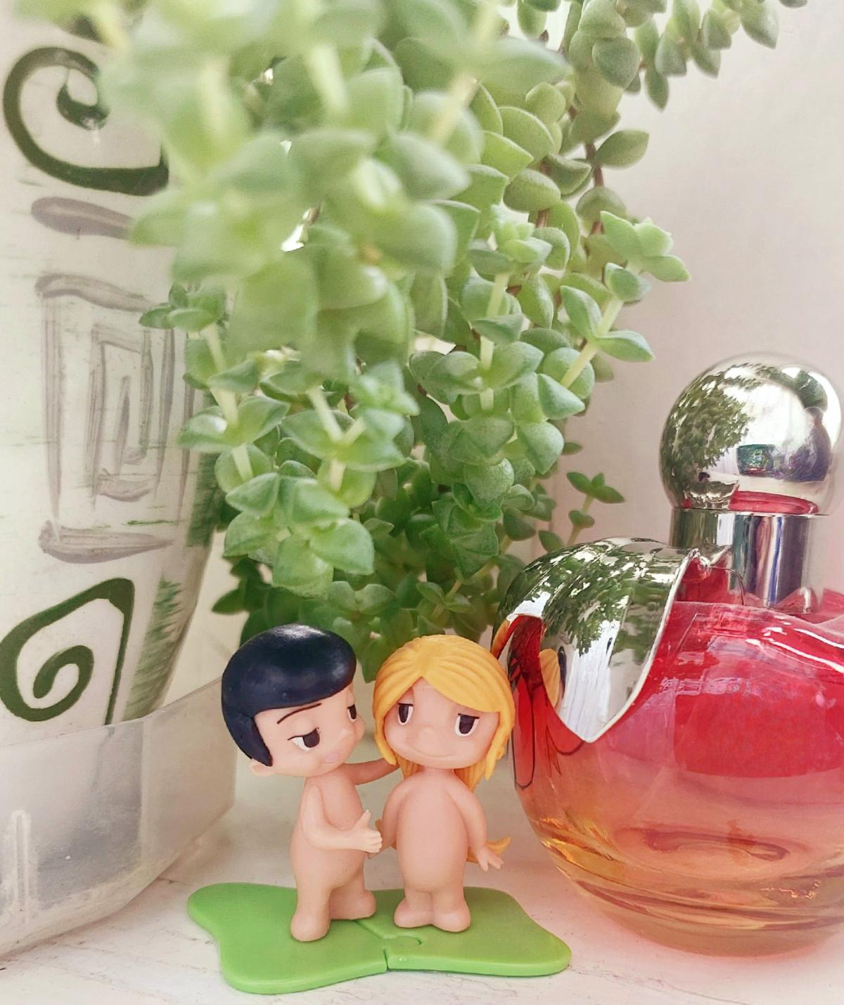 عطر ادکلن نیها ریچی نیها نینا ریچی - Les Monstres de Nina Ricci Nina Nina Ricci - بررسی، قیمت و خرید