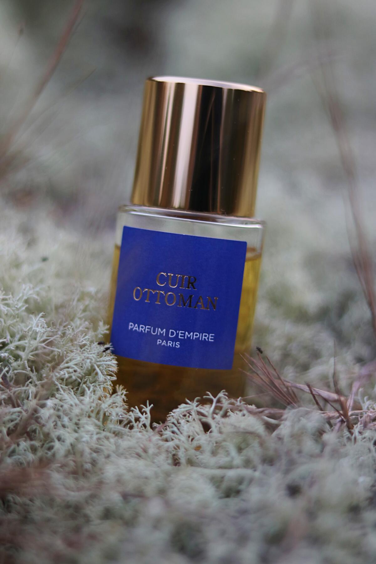 عطر ادکلن کویر عثمان پرفیوم د امپایر - Cuir Ottoman Parfum d'Empire - بررسی، قیمت و خرید