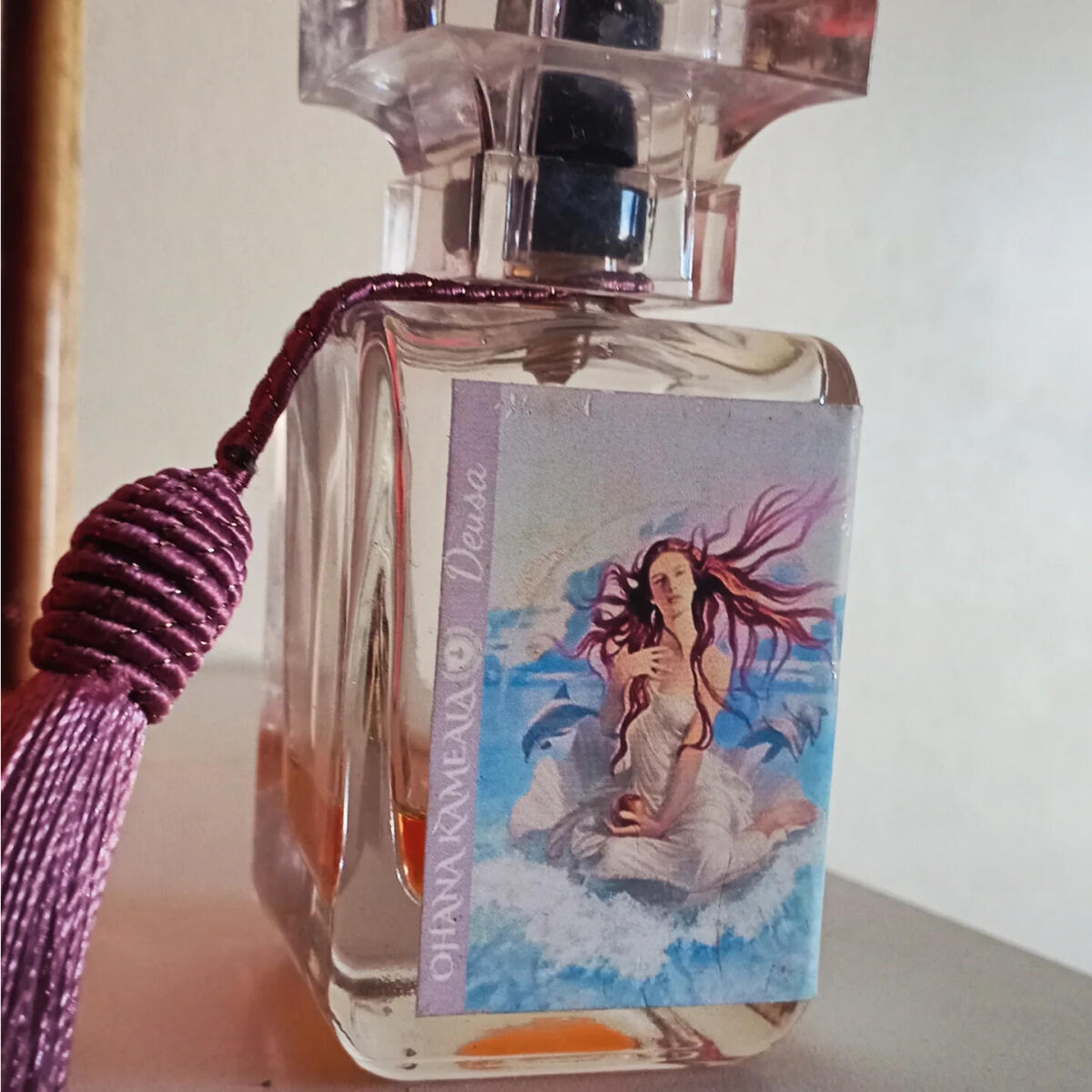 عطر ادکلن دیوسا اوهانا کامالا - Deusa Ohana Kameala - بررسی، قیمت و خرید