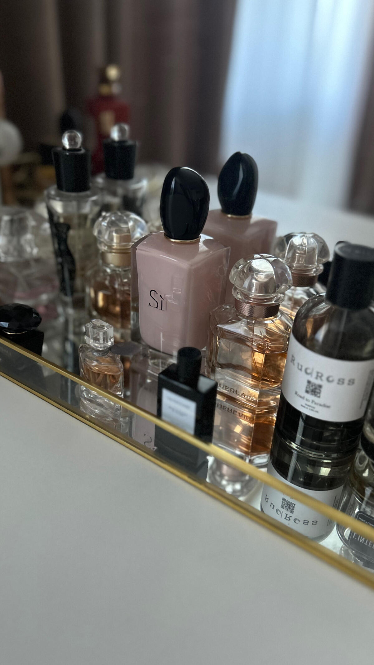عطر ادکلن اونیکا اینتیمیسیمی - Unica Intimissimi - بررسی، قیمت و خرید