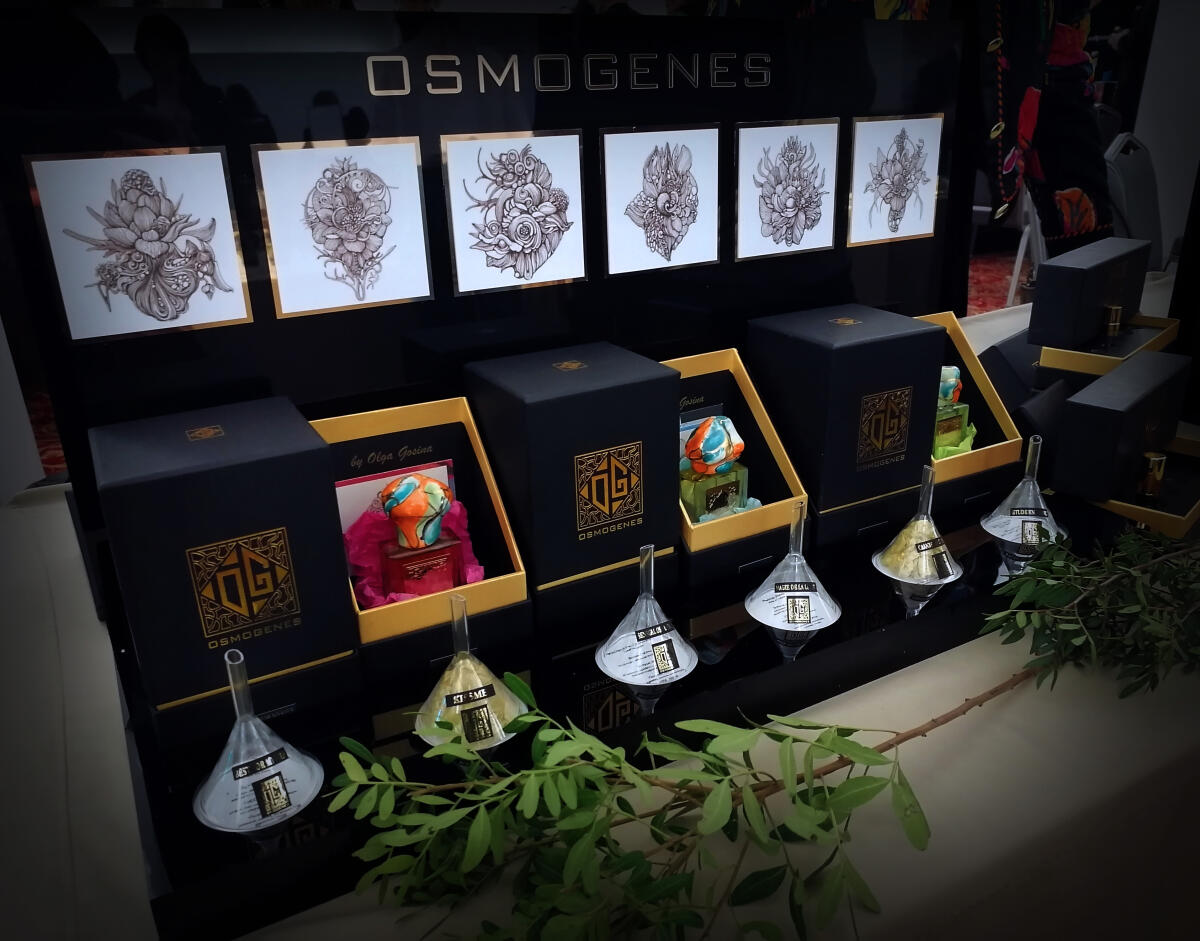 عطر ادکلن اند دن کیسز پوچلویی پاتوم اوسمو ژن پرفیومز - And Then Kisses Поцелуи Потом OsmoGenes Perfumes - بررسی، قیمت و خرید