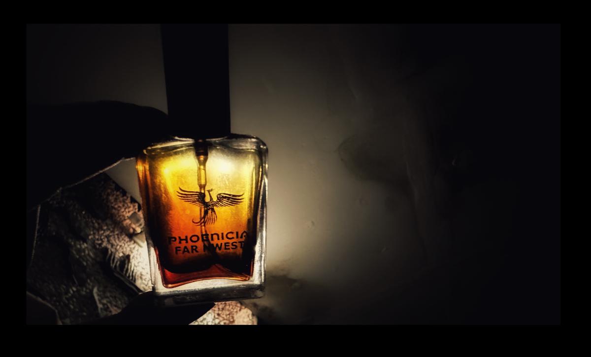 عطر ادکلن فارانوست فینیشیا پرفیومز - Far NWest Phoenicia Perfumes - بررسی، قیمت و خرید