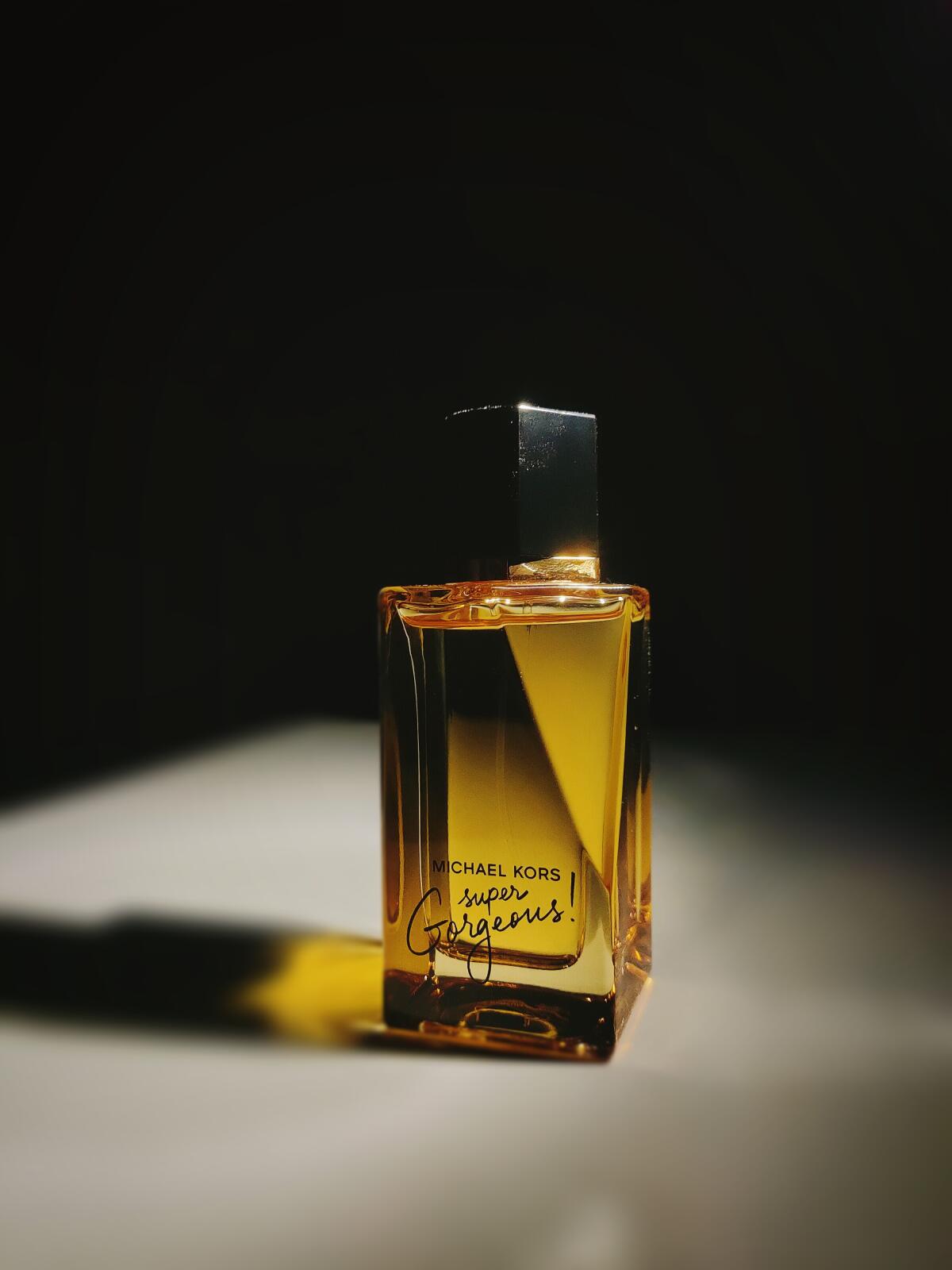 عطر ادکلن سوپر گورجس! مایکل کورس - Super Gorgeous! Michael Kors - بررسی، قیمت و خرید