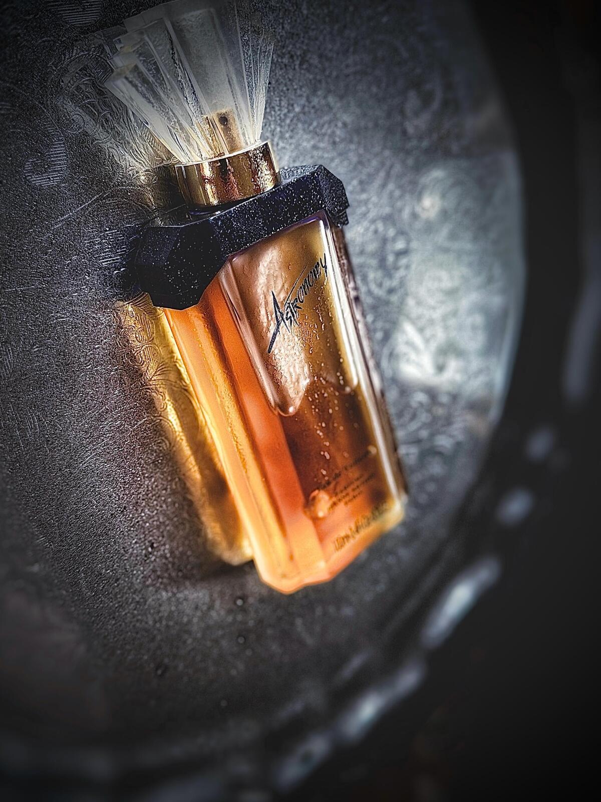 عطر ادکلن آسترونومی ژان آرثس - Astronomy Jeanne Arthes - بررسی، قیمت و خرید