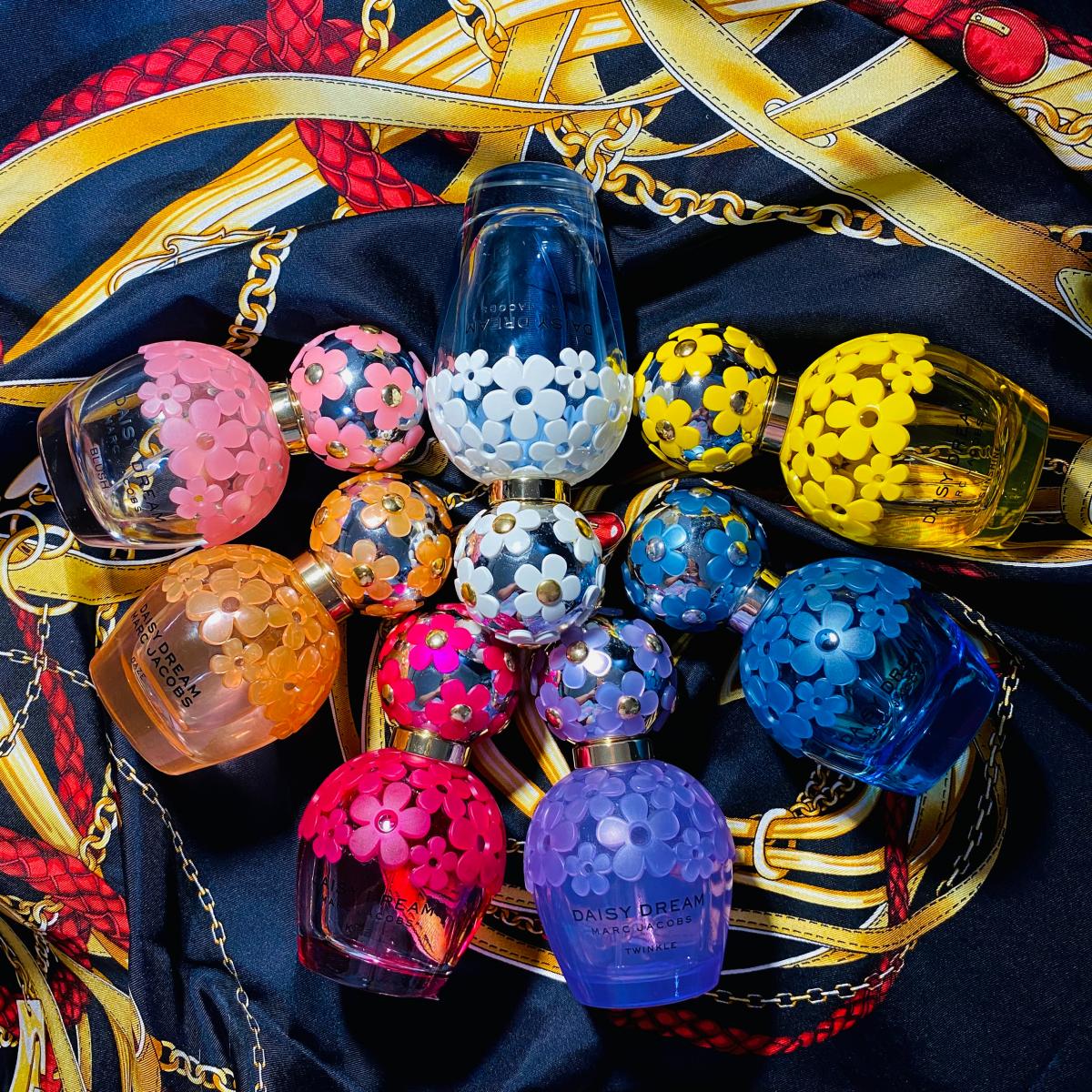 عطر ادکلن دیزی دریم دیز مارک جیکوبز - Daisy Dream Daze Marc Jacobs - بررسی، قیمت و خرید