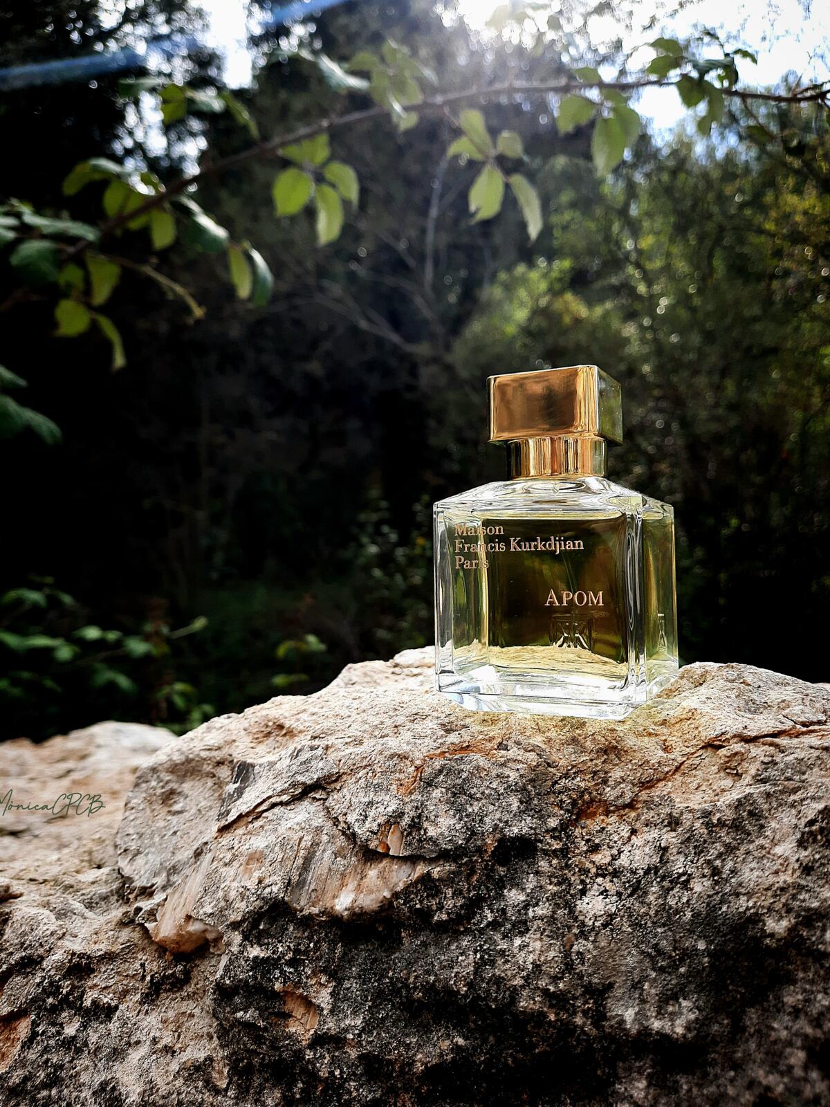 عطر ادکلن آپوم مایسون فرانسیس کرکجان - APOM Maison Francis Kurkdjian - بررسی، قیمت و خرید