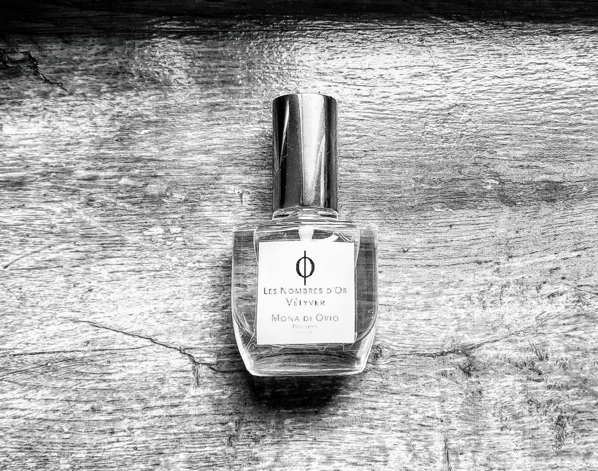 عطر ادکلن وتیور مونا دی اوریو - Vetyver Mona di Orio - بررسی، قیمت و خرید