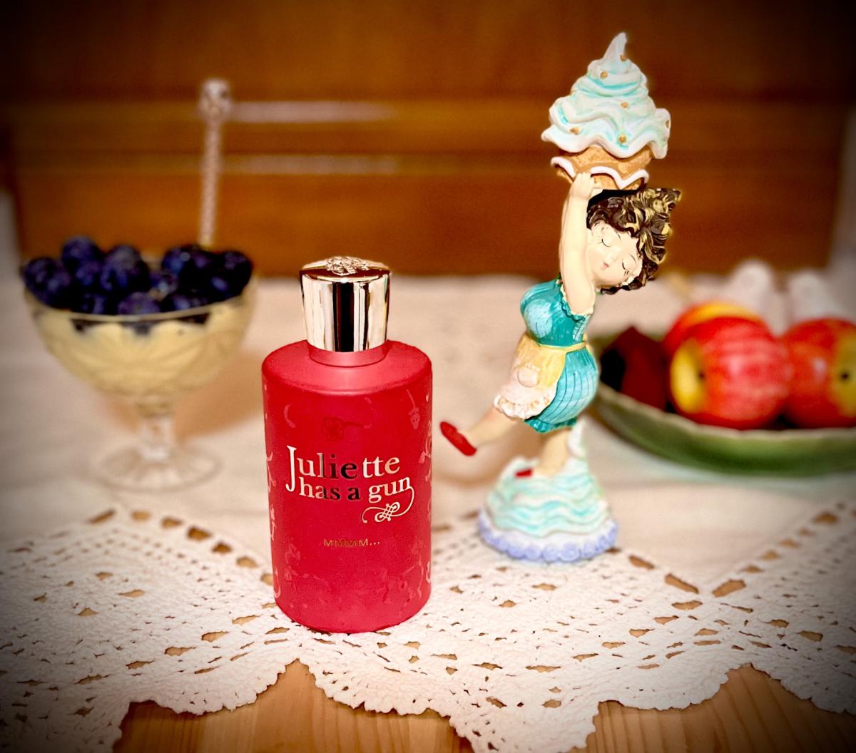 عطر ادکلن اممم ژولیت هز اِ گان - Mmmm... Juliette Has A Gun - بررسی، قیمت و خرید