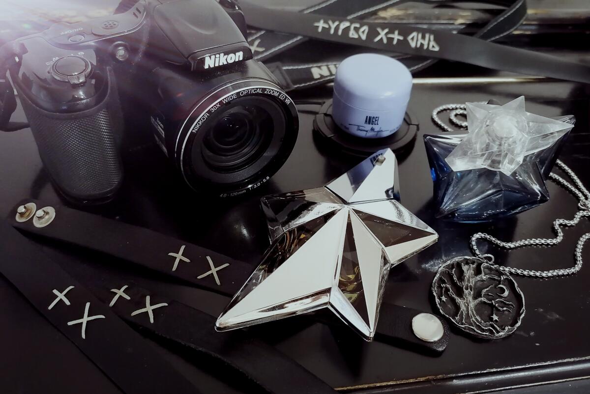 عطر ادکلن انجل لیکور د پرفیوم ۲۰۰۹ موگلر - Angel Liqueur de Parfum 2009 Mugler - بررسی، قیمت و خرید