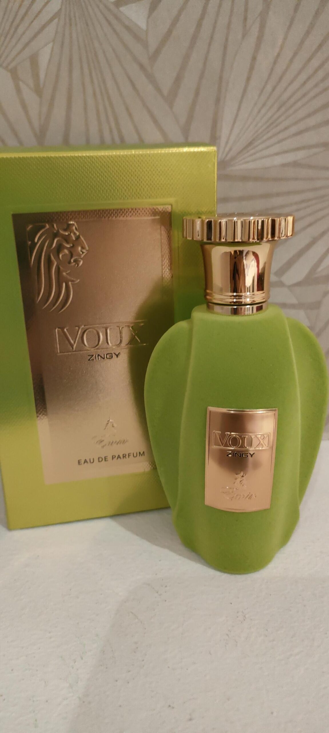 عطر ادکلن وو زینگی پاریس کرنر - Voux Zingy PARIS CORNER - بررسی، قیمت و خرید