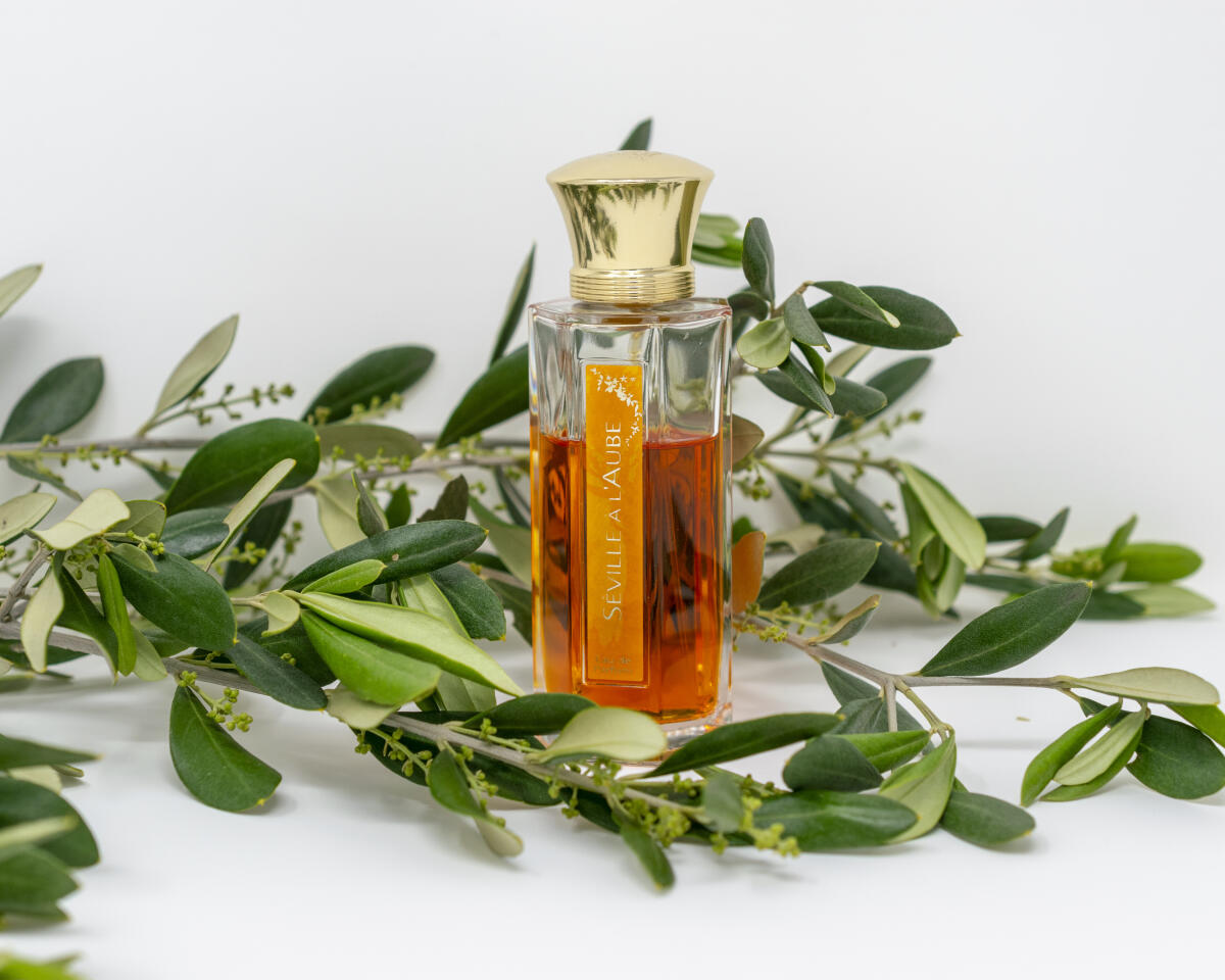 عطر ادکلن سوویل لاوب لارتیزان پارفومر - Seville a l'Aube L'Artisan Parfumeur - بررسی، قیمت و خرید