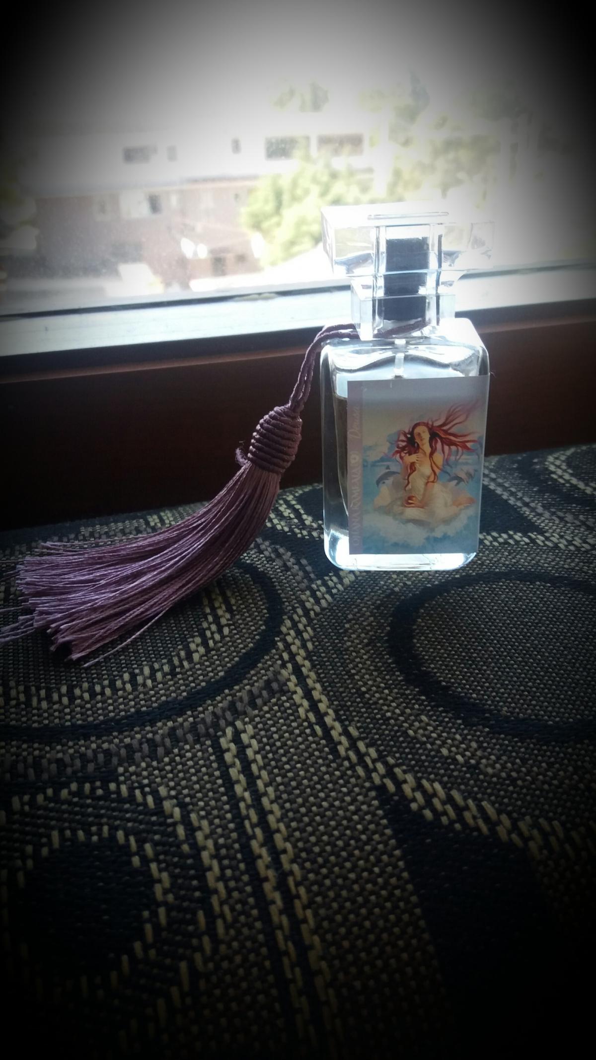 عطر ادکلن دیوسا اوهانا کامالا - Deusa Ohana Kameala - بررسی، قیمت و خرید