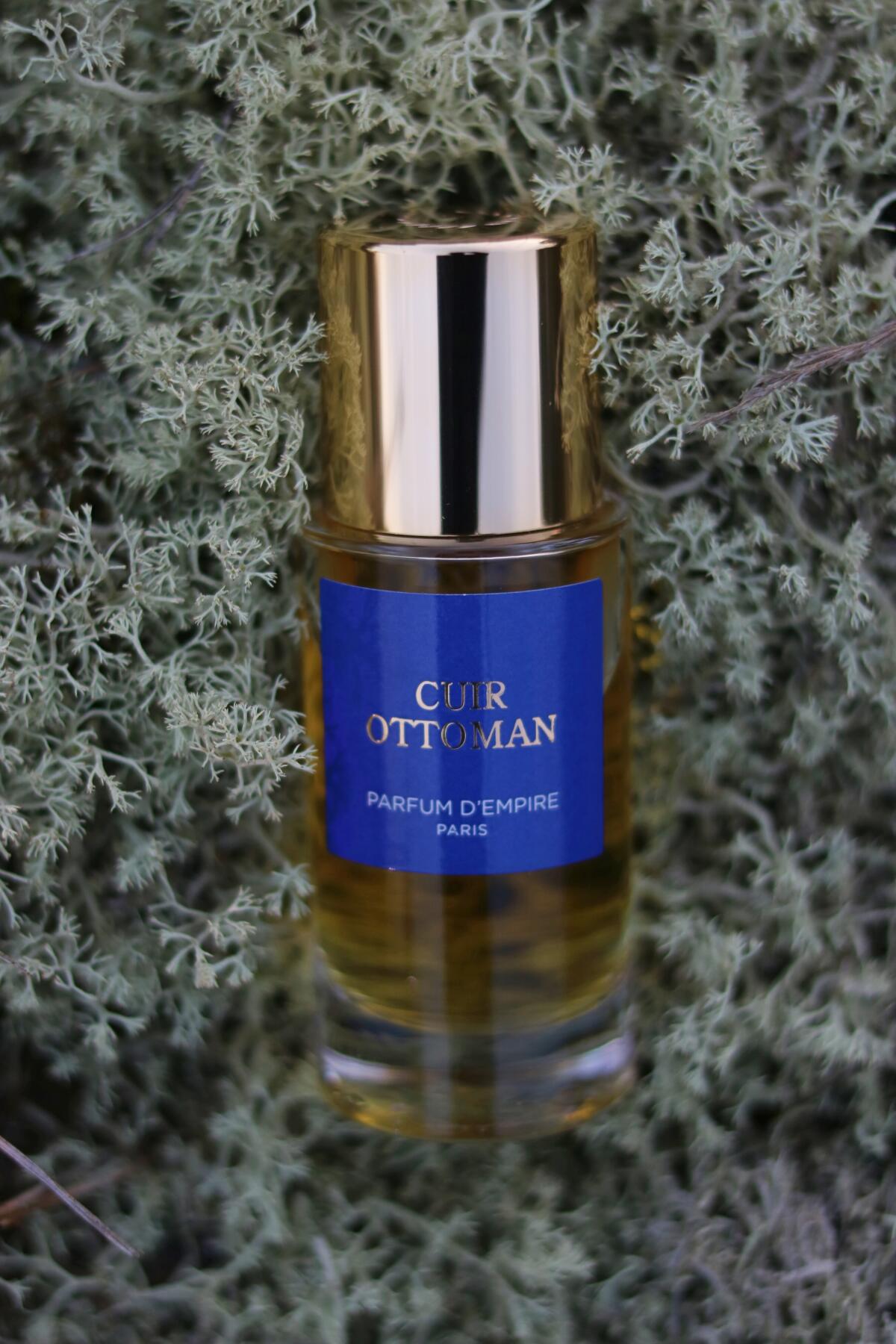 عطر ادکلن کویر عثمان پرفیوم د امپایر - Cuir Ottoman Parfum d'Empire - بررسی، قیمت و خرید