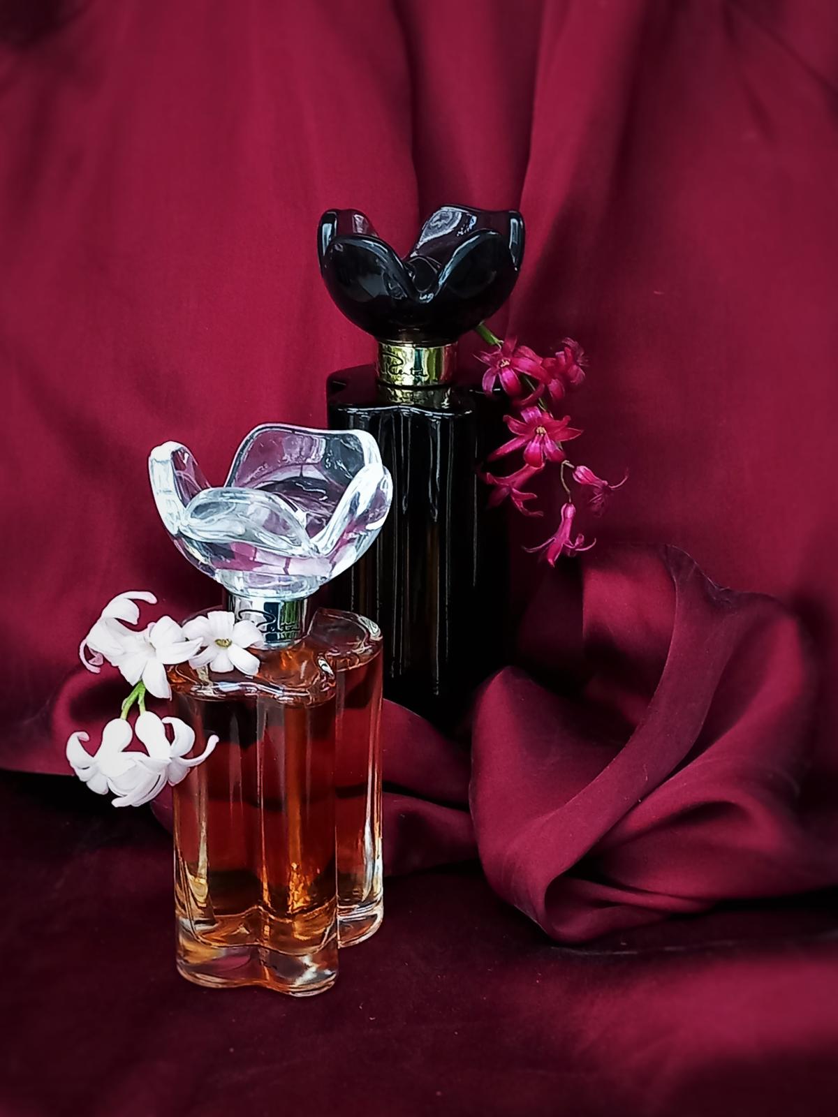 عطر ادکلن میدنایت امبر اسکار د لا رنتا - Midnight Amber Oscar de la Renta - بررسی، قیمت و خرید