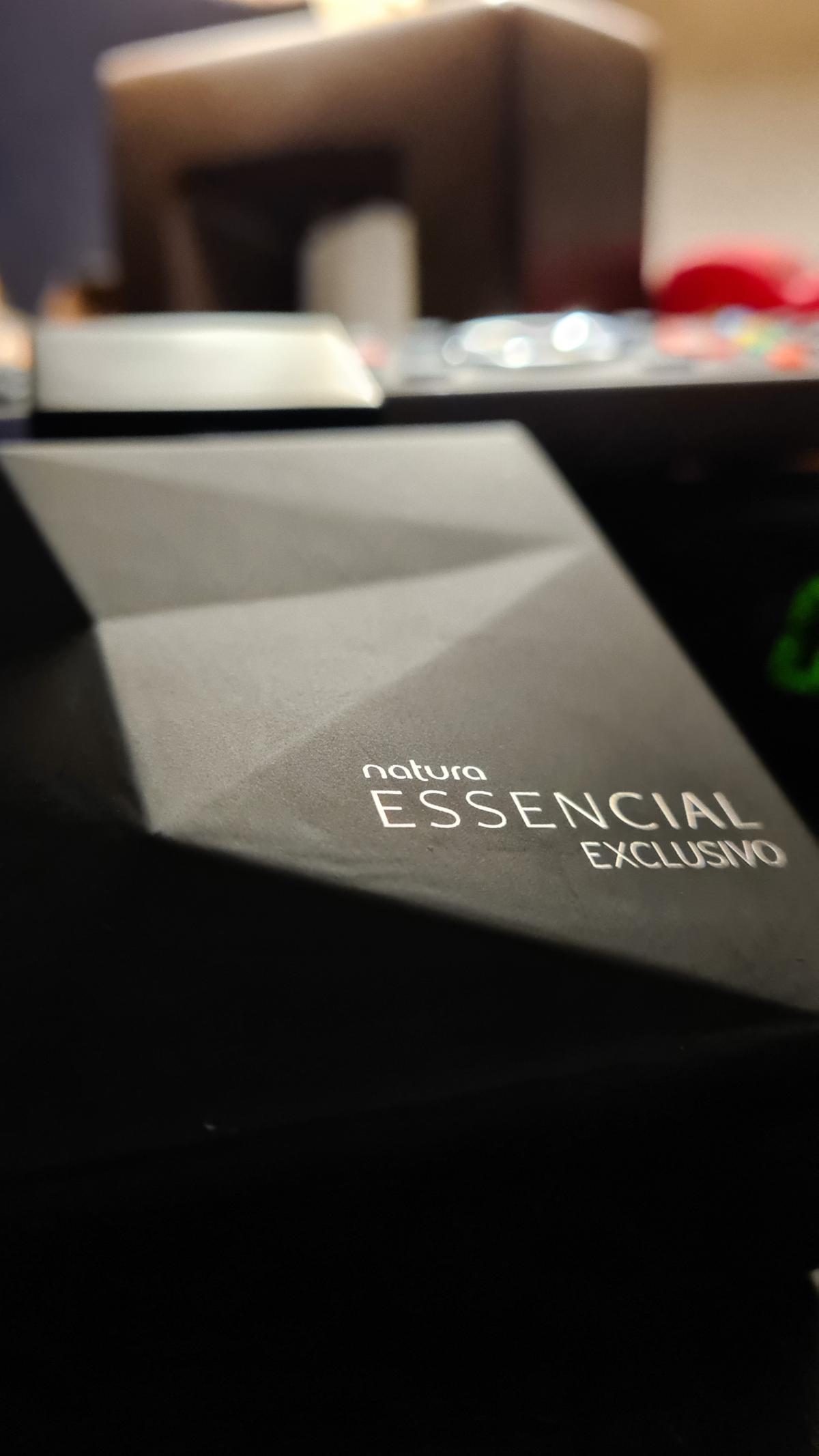 عطر ادکلن اسنشیال اکسکلوسیو ناتورا - Essencial Exclusivo Natura - بررسی، قیمت و خرید