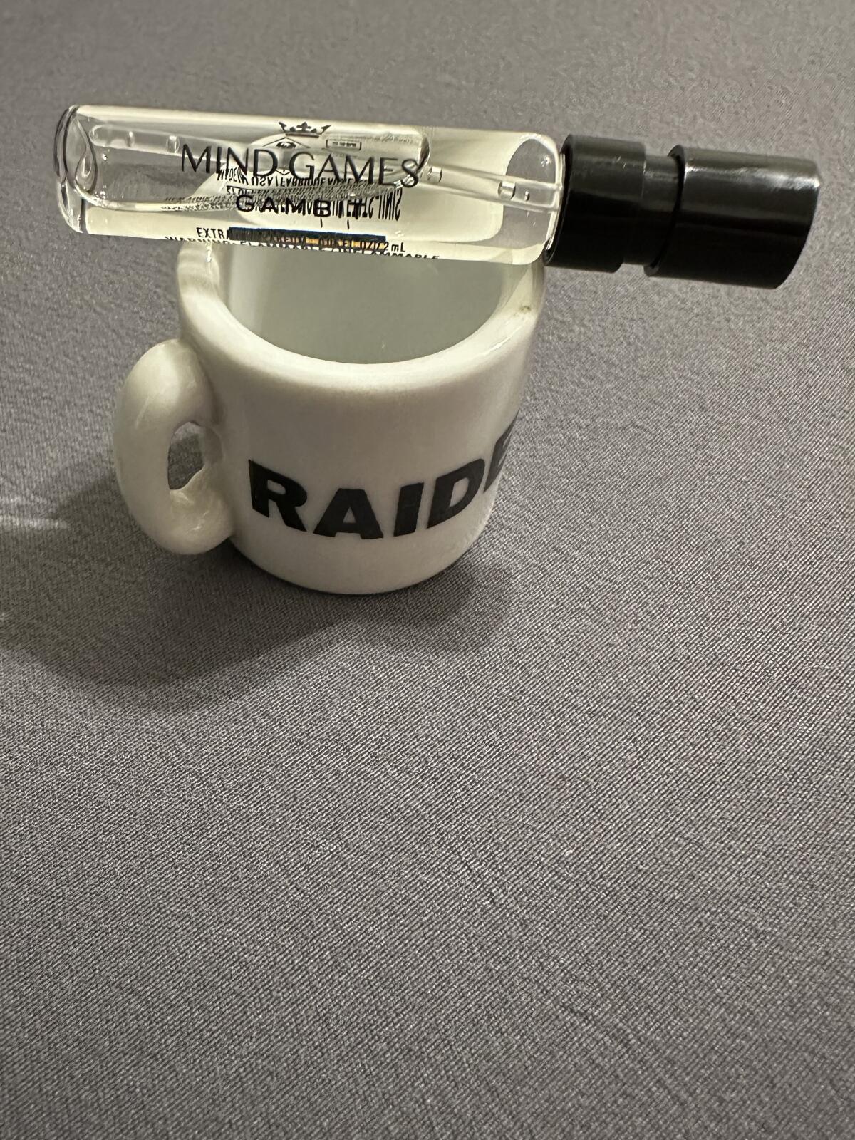 عطر ادکلن گَمبیت مایند گیمز - Gambit Mind Games - بررسی، قیمت و خرید