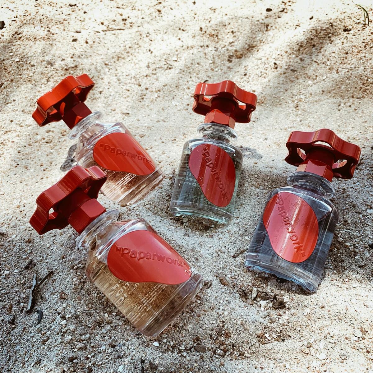 عطر ادکلن سولوشن نامبر وان آف وایت - Solution No.1 Off-White™ - بررسی، قیمت و خرید