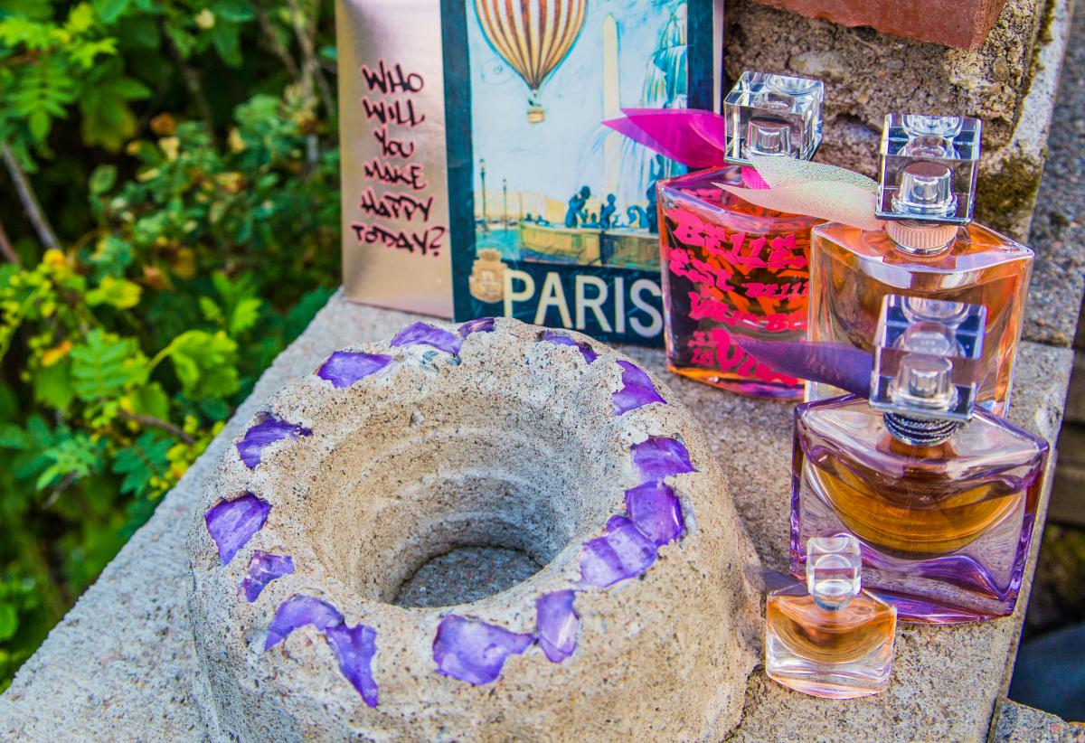 عطر ادکلن لا ویه ای بل آرتیست ادیشن بای لیدی پینک لانکوم - La Vie Est Belle Artist Edition by LadyPink Lancôme - بررسی، قیمت و خرید