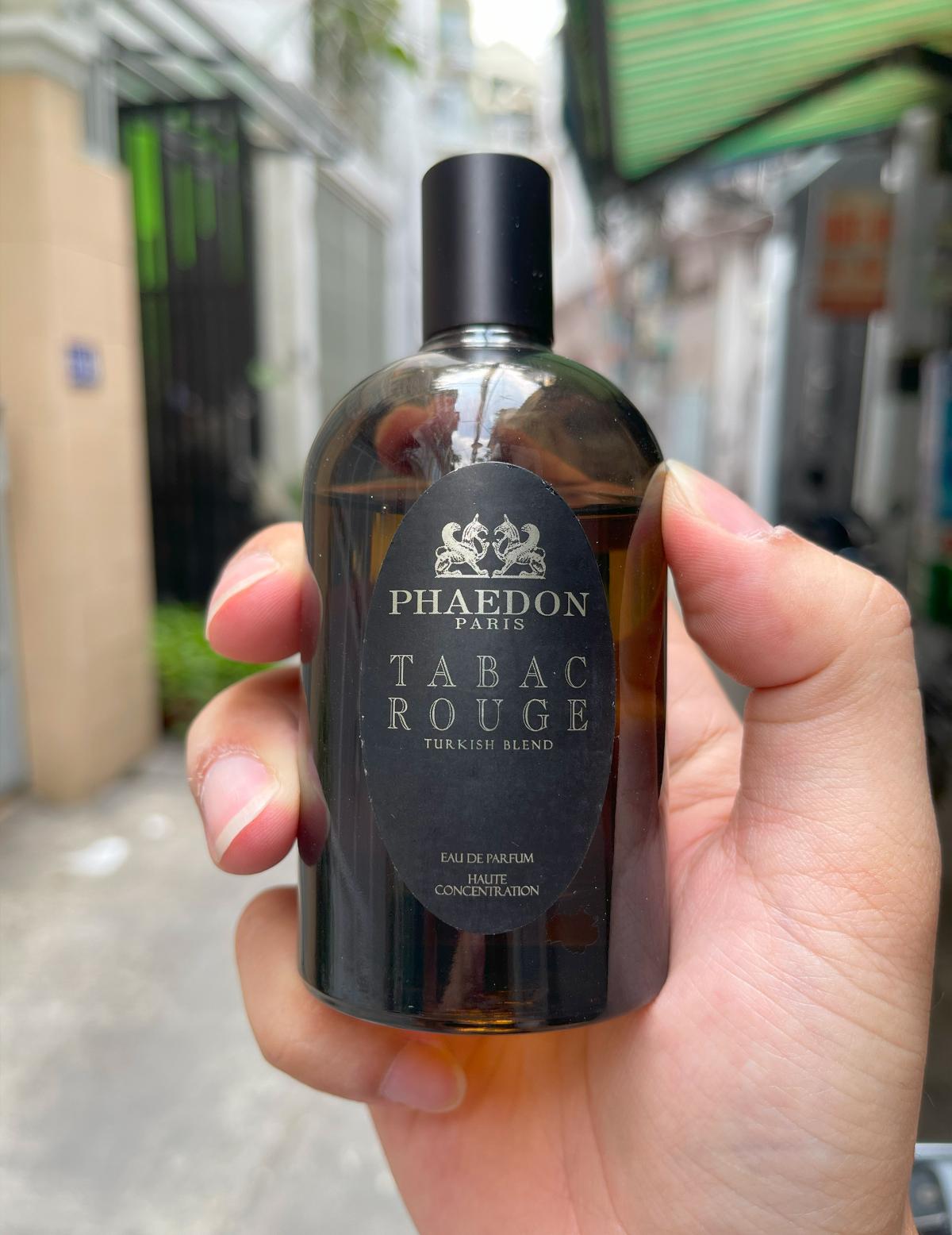 عطر ادکلن تابک روژ فایدون - Tabac Rouge Phaedon - بررسی، قیمت و خرید