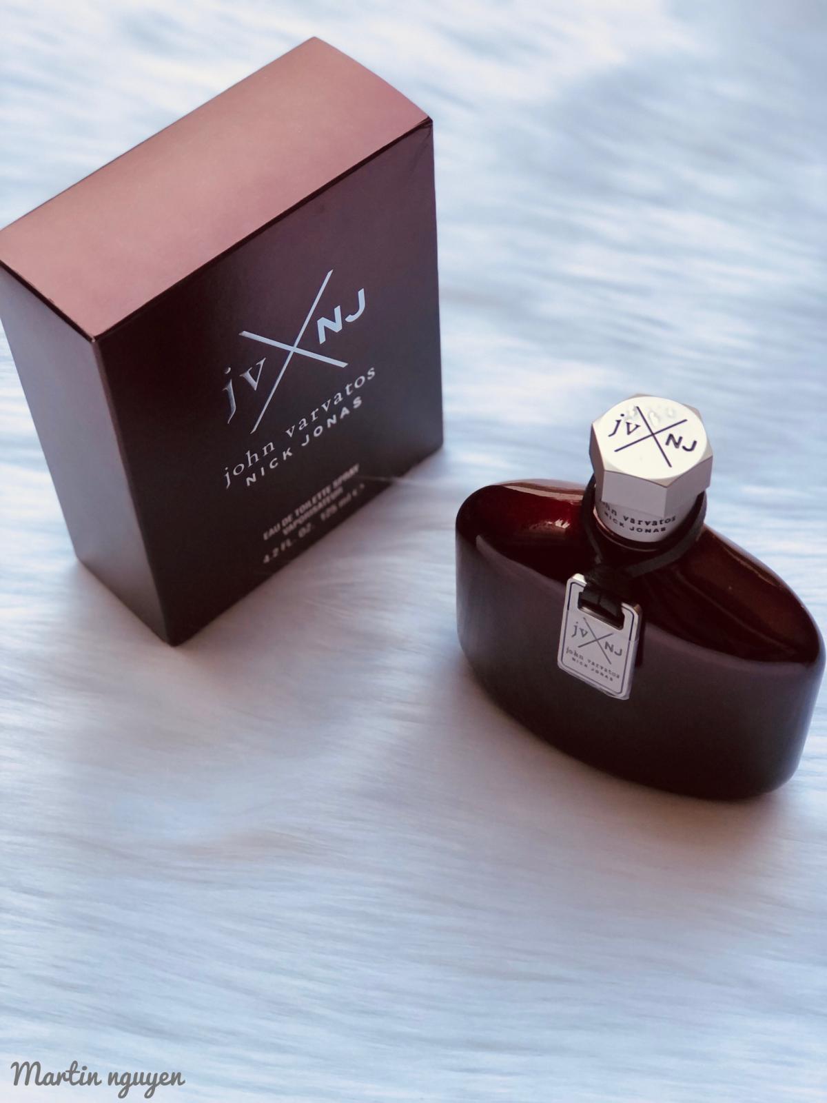 عطر ادکلن جی وی ضربدر ان جی کریمسون جان وارواتوس - JV x NJ Crimson John Varvatos - بررسی، قیمت و خرید