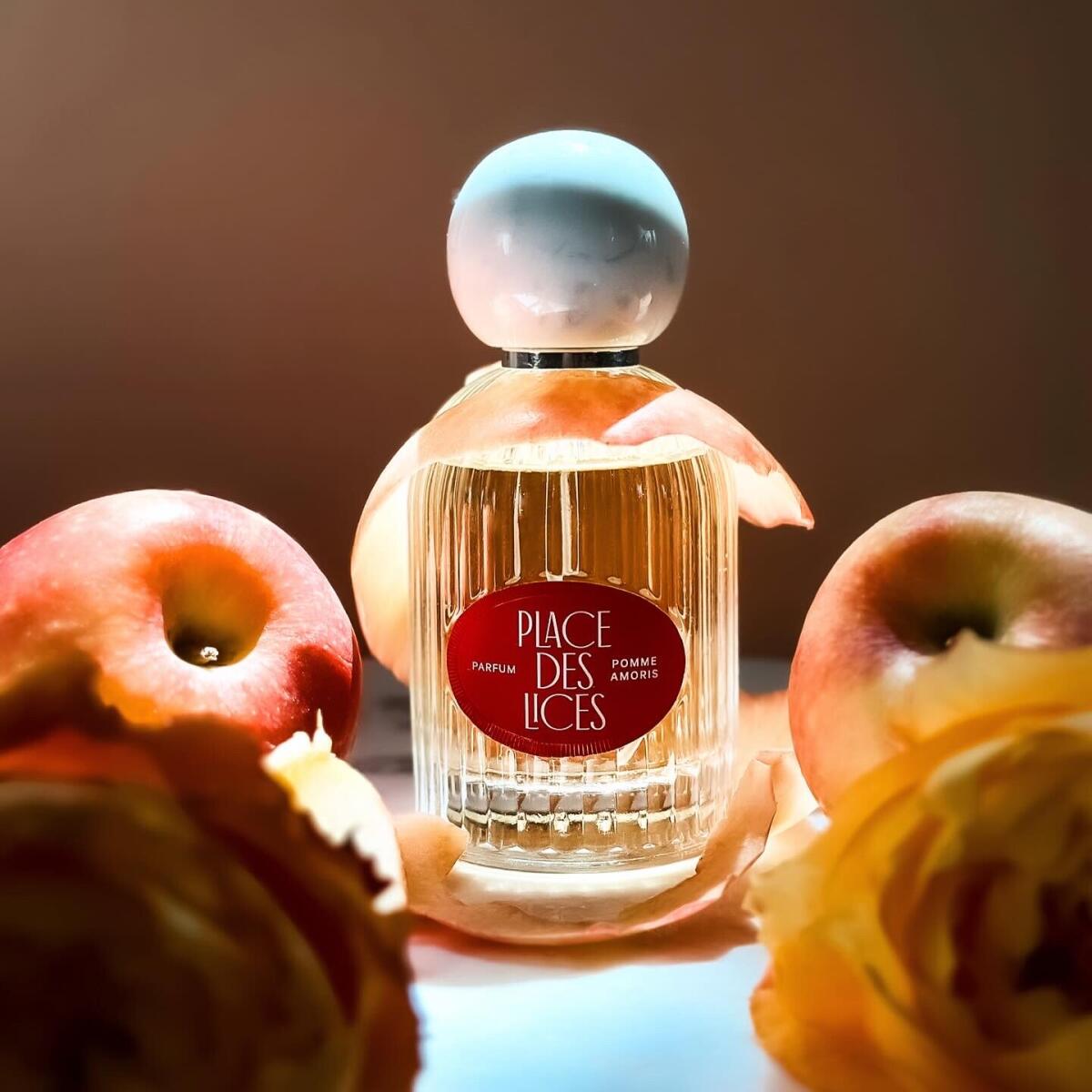 عطر ادکلن پوم آموریس پلاس دِ لیس - Pomme Amoris Place des Lices - بررسی، قیمت و خرید