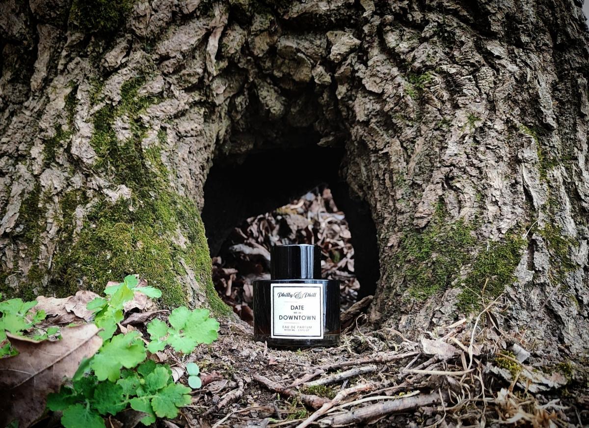 عطر ادکلن دیت می این دانتاون (سنشوال عود) فیلی - Date Me In Downtown (Sensual Oud) Philly&Phill - بررسی، قیمت و خرید
