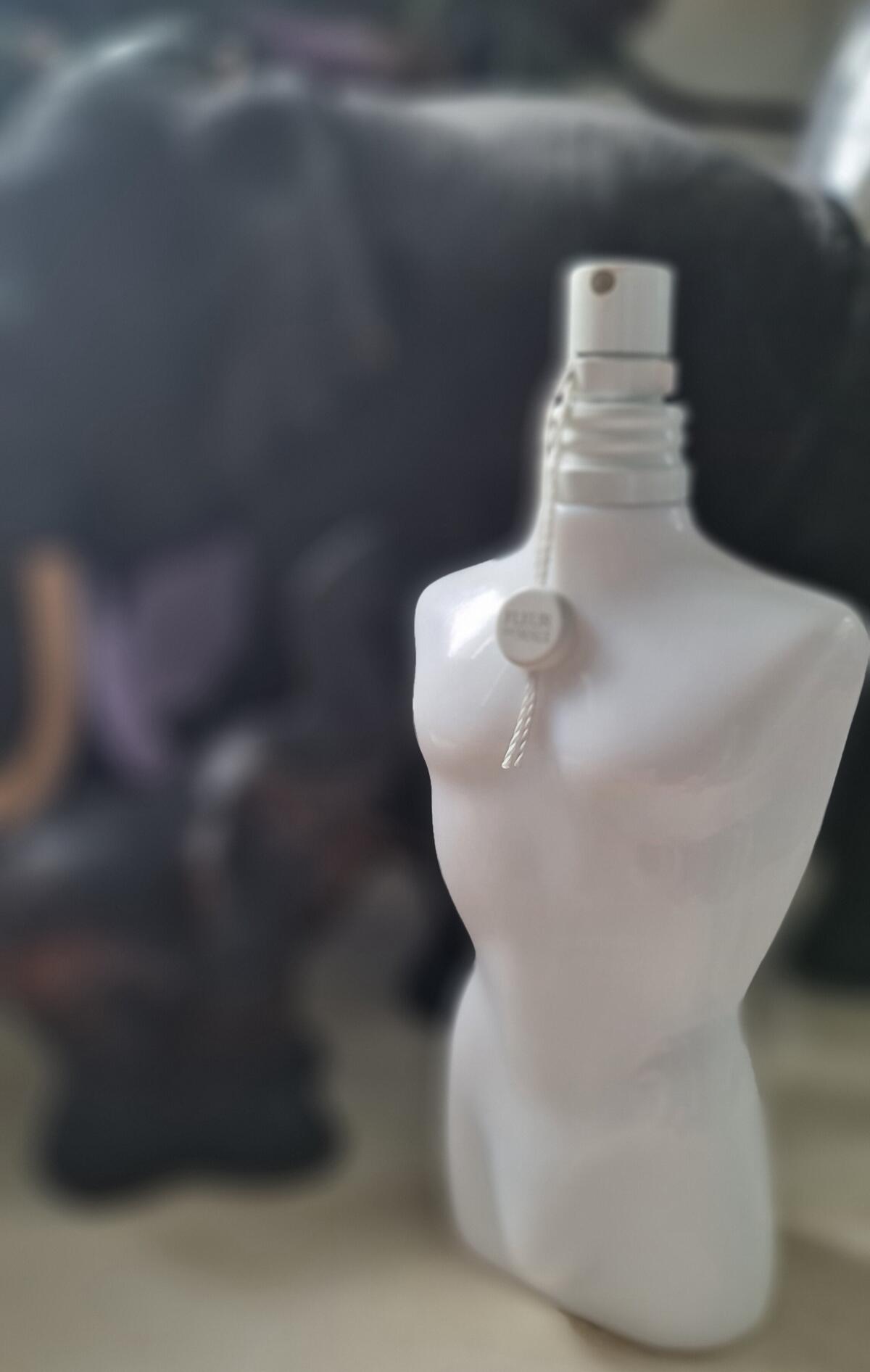 عطر ادکلن فلور دو مال ژان پل گوتیه - Fleur du Mâle Jean Paul Gaultier - بررسی، قیمت و خرید