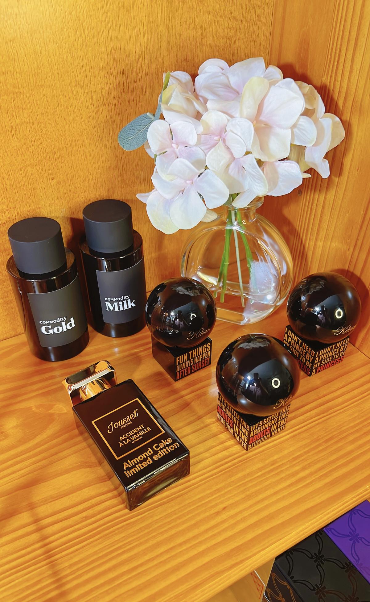 عطر ادکلن اکسیدنت ا لا وانیل - آلموند کیک لیمیتد ادیشن ژوسه پارفوم - Accident À La Vanille - Almond Cake Limited Edition Jousset Parfums - بررسی، قیمت و خرید