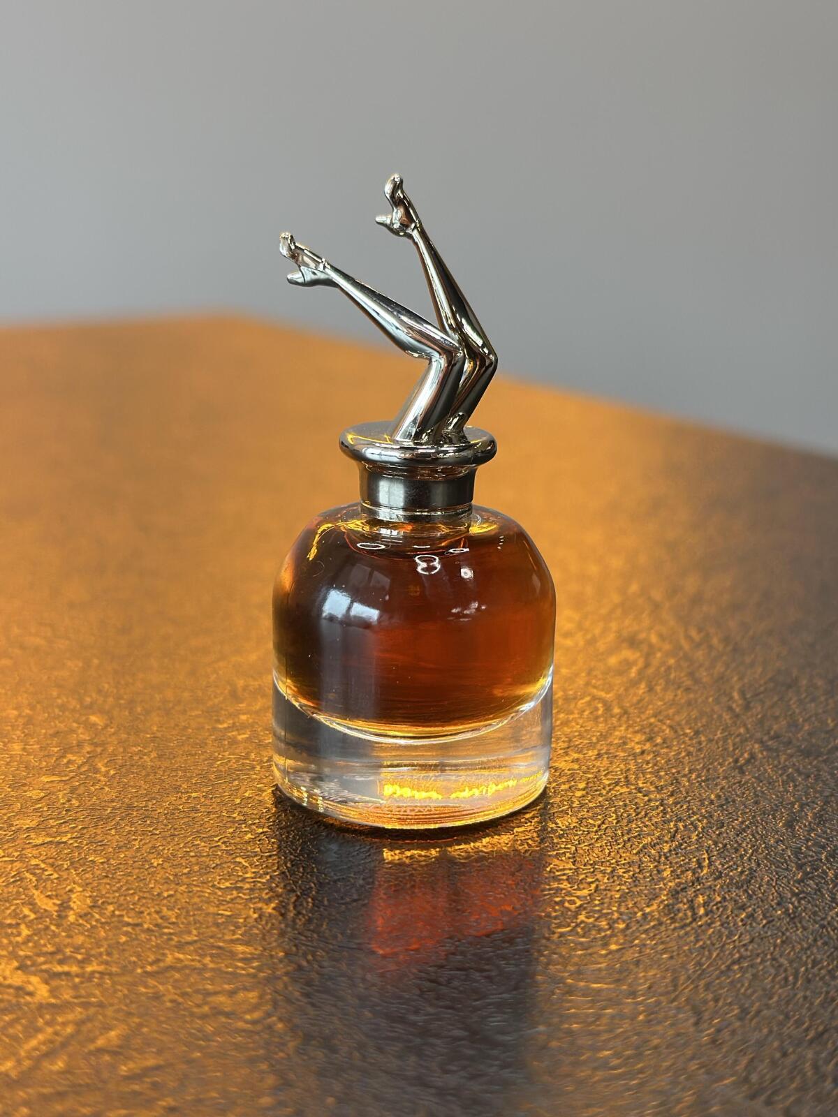 عطر ادکلن سو اسکندل ژان پل گوتیه - So Scandal! Jean Paul Gaultier - بررسی، قیمت و خرید