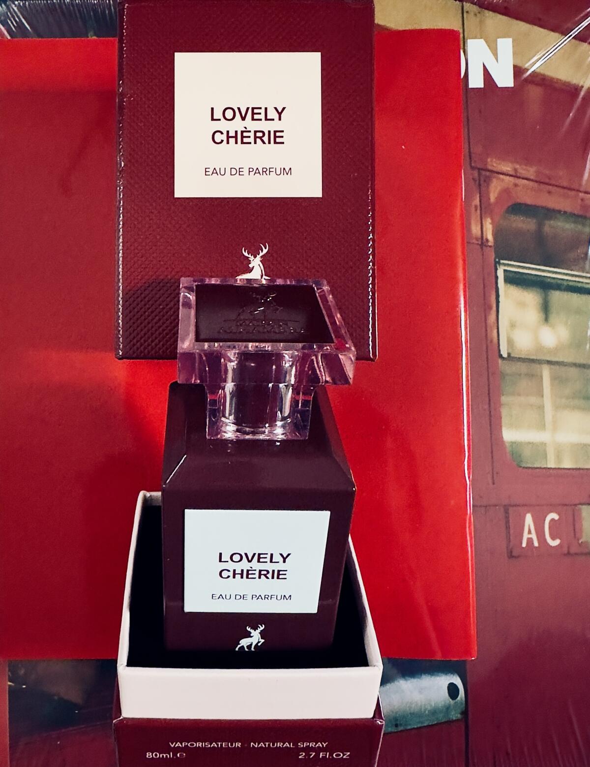 عطر ادکلن لاولی چری میسون الهمبرا - Lovely Chèrie Maison Alhambra - بررسی، قیمت و خرید