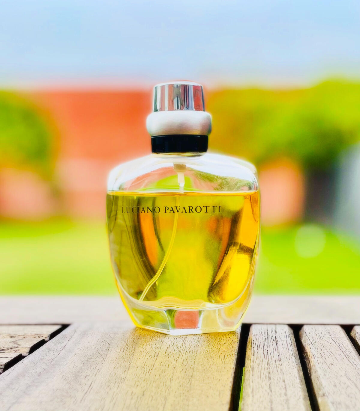 عطر ادکلن لوچیانو پاواروتی لوچیانو پاواروتی - Luciano Pavarotti Luciano Pavarotti - بررسی، قیمت و خرید