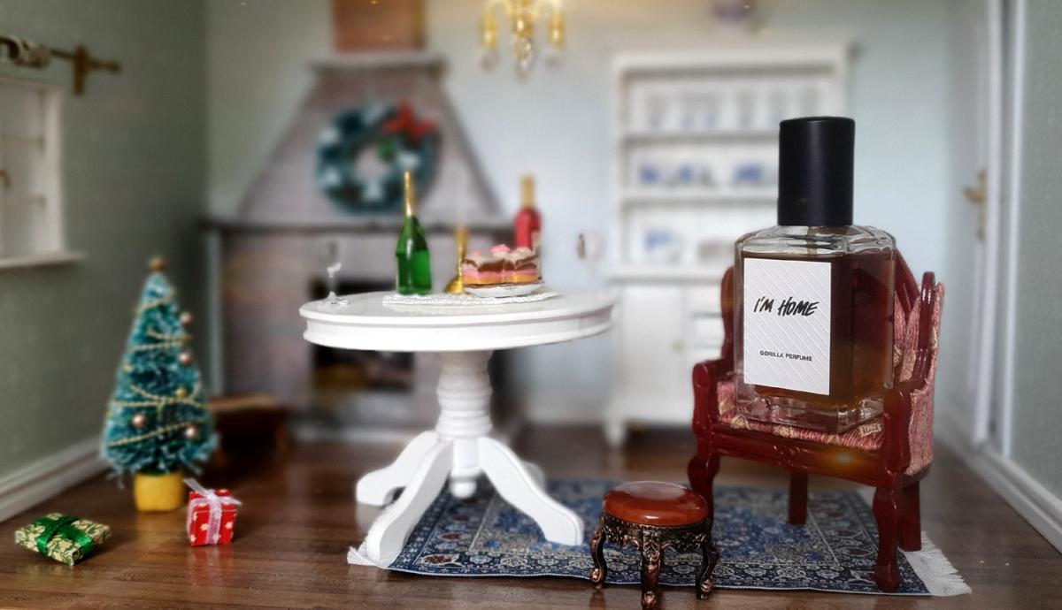 عطر ادکلن آیم هوم لاش - I'm Home Lush - بررسی، قیمت و خرید