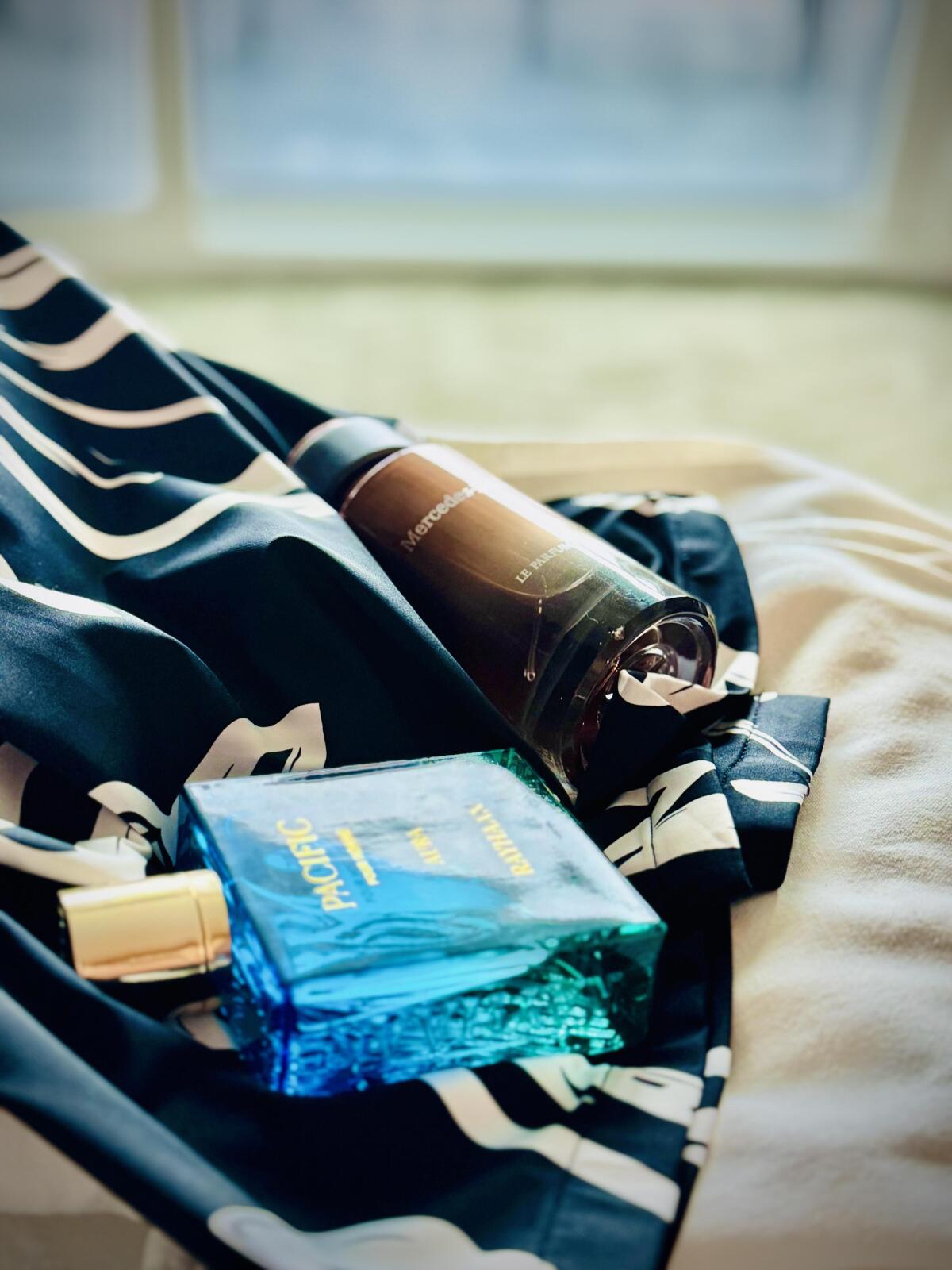 عطر ادکلن له پرفیوم مرسدس بنز - Le Parfum Mercedes-Benz - بررسی، قیمت و خرید