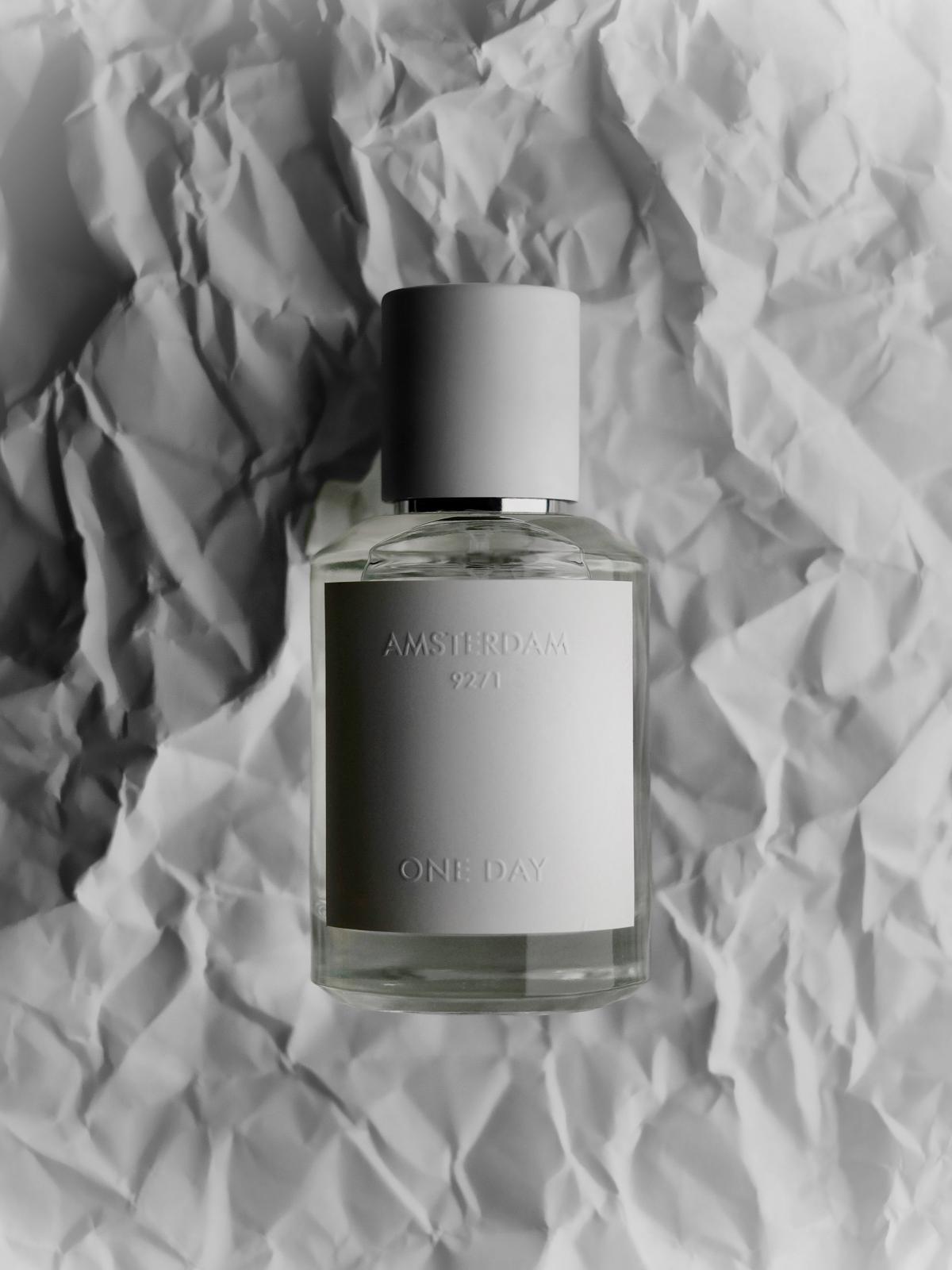 عطر ادکلن آمستردام وان دی - Amsterdam One Day - بررسی، قیمت و خرید