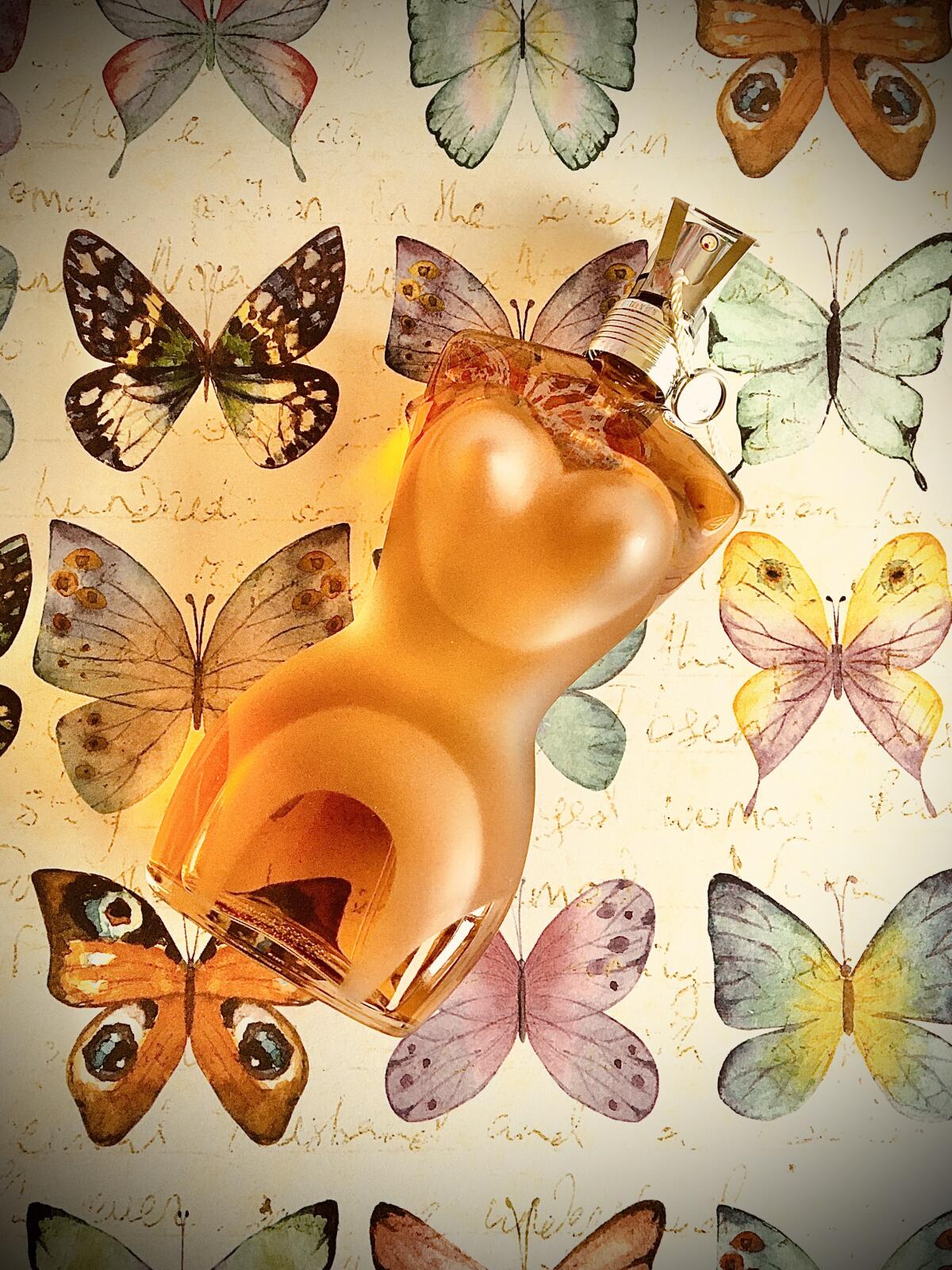 عطر ادکلن کلاسیک ژان پل گوتیه - Classique Jean Paul Gaultier - بررسی، قیمت و خرید