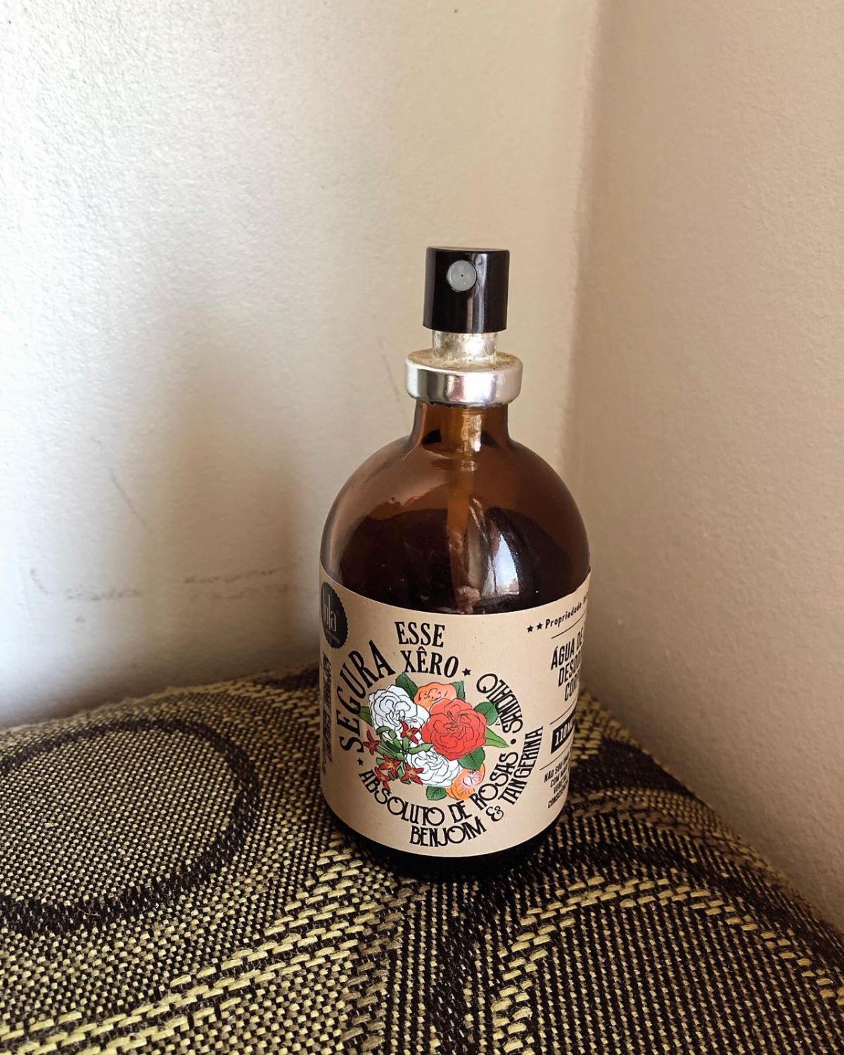 عطر ادکلن ابسولوتو د روزاس، سندالو، بنژوین و تانجرینا لولا کازمتیکس - Absoluto de Rosas, Sândalo, Benjoim e Tangerina Lola Cosmetics - بررسی، قیمت و خرید