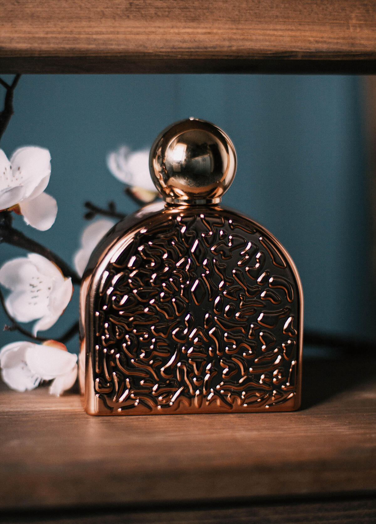 عطر ادکلن گلمور میکالف - Glamour M. Micallef - بررسی، قیمت و خرید