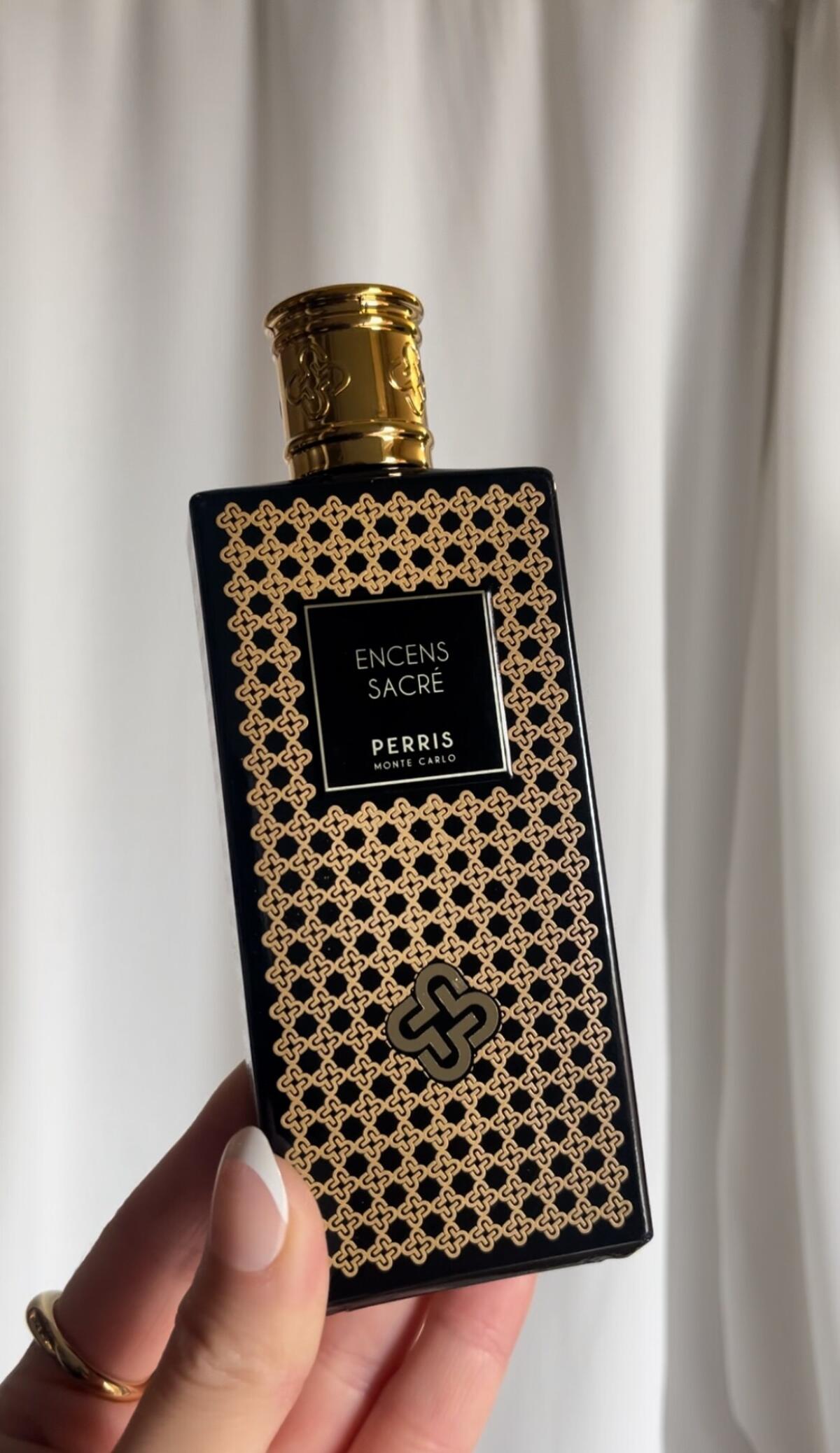 عطر ادکلن اَنسَنس سَکرِ پری مونت کارلو - Encens Sacré Perris Monte Carlo - بررسی، قیمت و خرید
