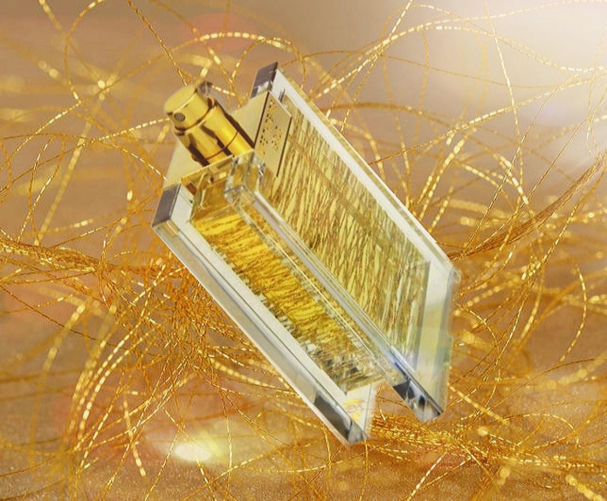 عطر ادکلن لایف تردز گلد لا پری - Life Threads Gold La Prairie - بررسی، قیمت و خرید