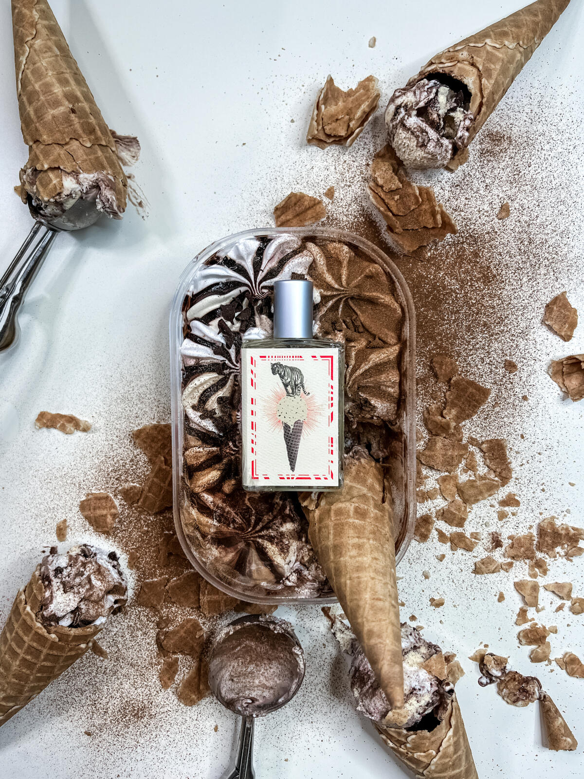 عطر ادکلن ا ویف آو وافل کُن ایمجینری آتورز - A Whiff of Wafflecone Imaginary Authors - بررسی، قیمت و خرید