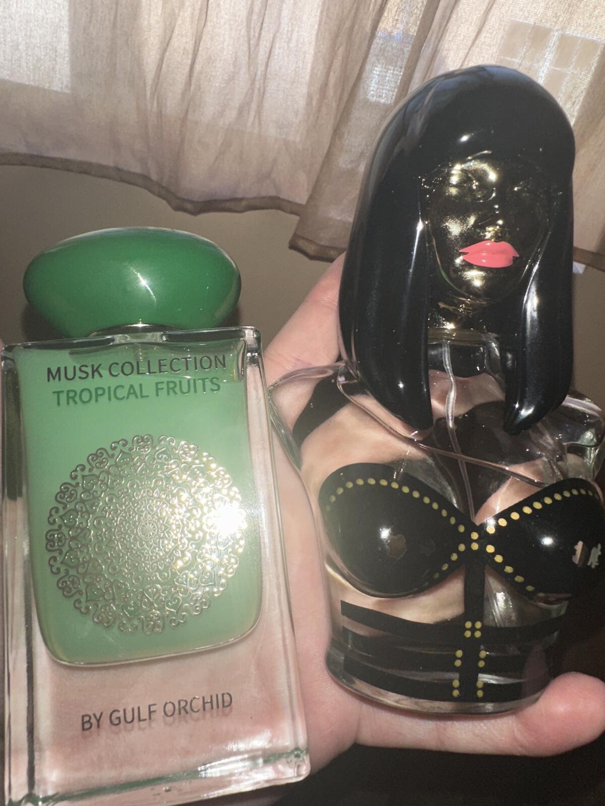 عطر ادکلن اونیکا نیکی میناژ - Onika Nicki Minaj - بررسی، قیمت و خرید